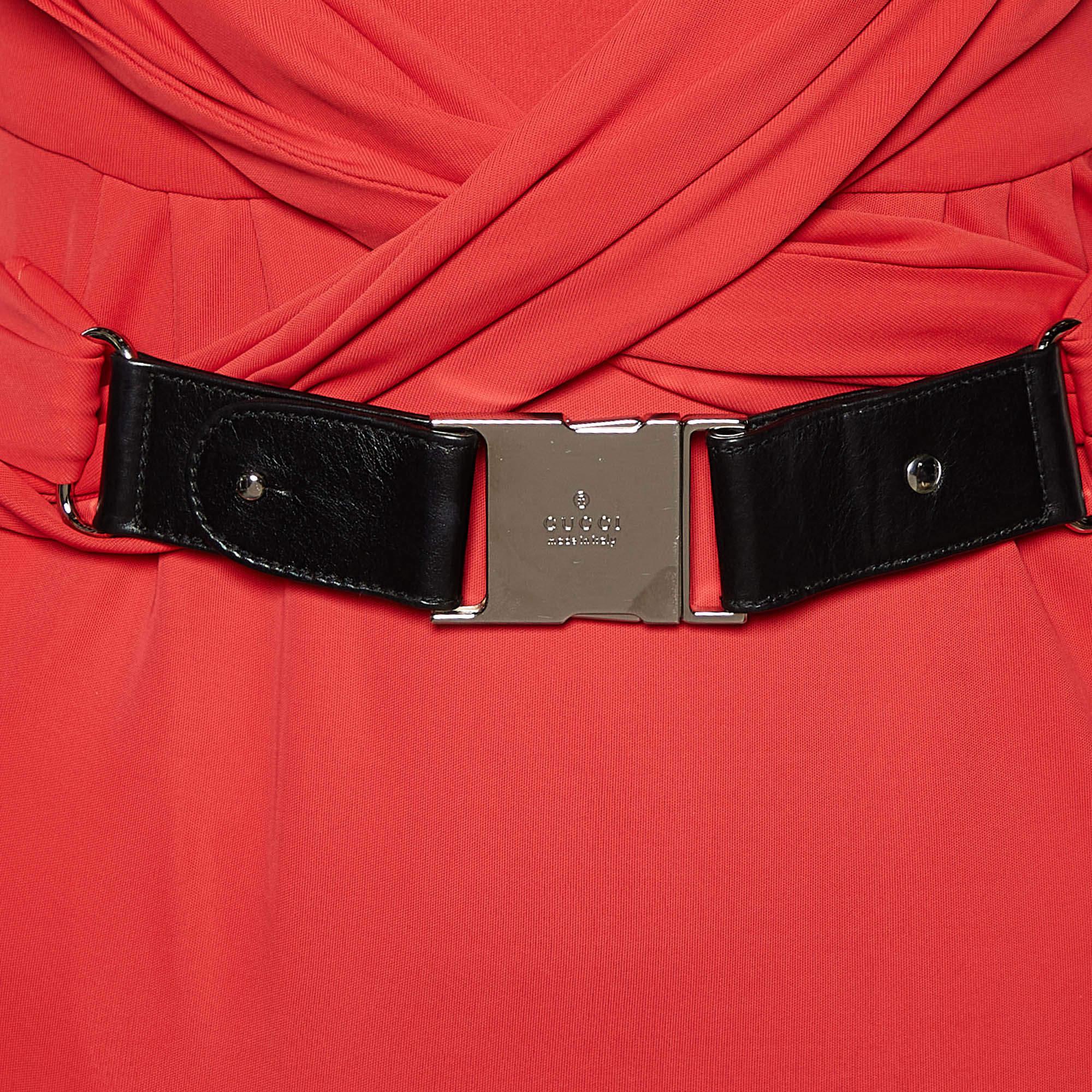Gucci Red Jersey Cross Over Buckle Detail Sleeveless Gown S In Good Condition In Dubai, Al Qouz 2