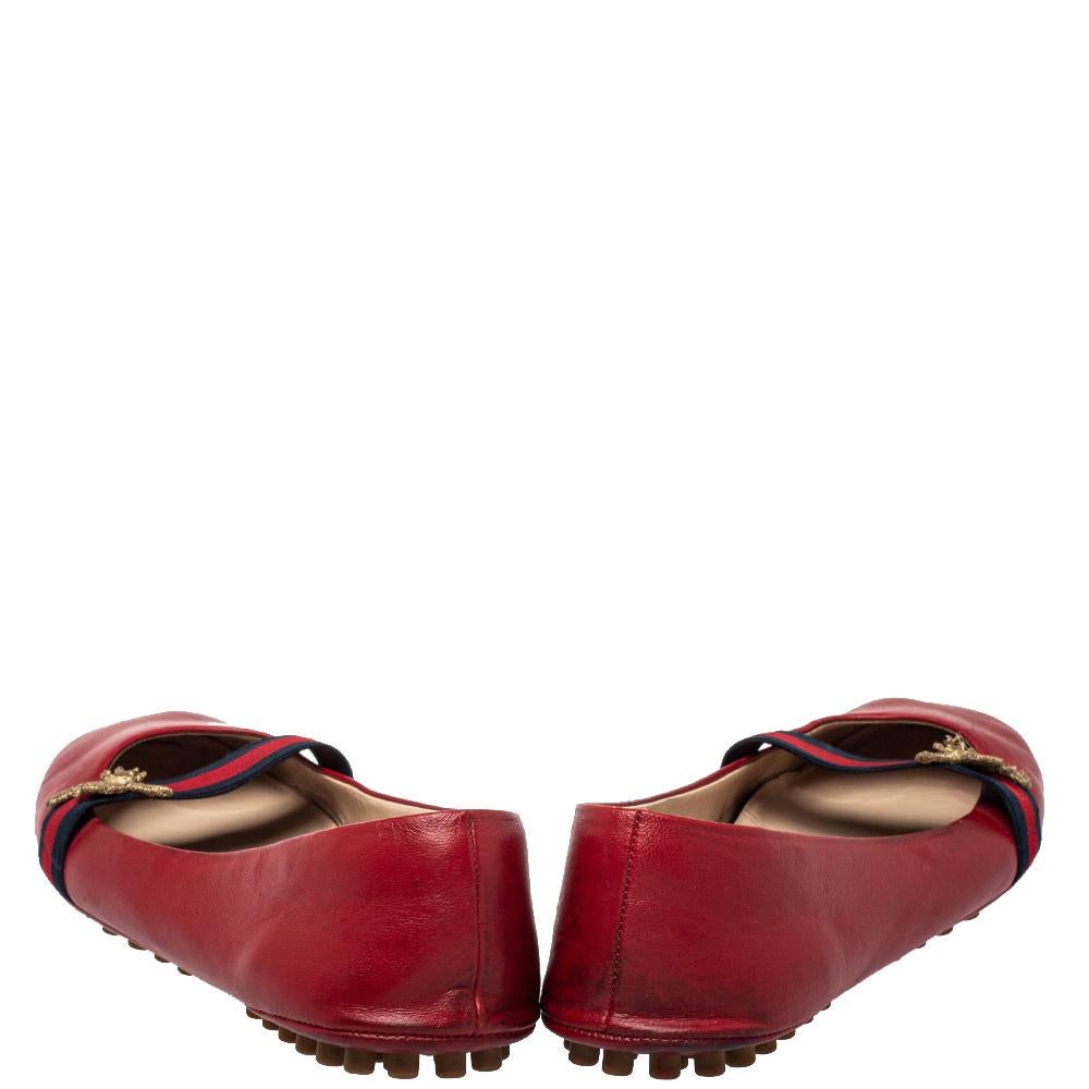 Gucci Rot Leder und Web Bayadere Biene Ballett Flats Größe 38::5 (Braun)