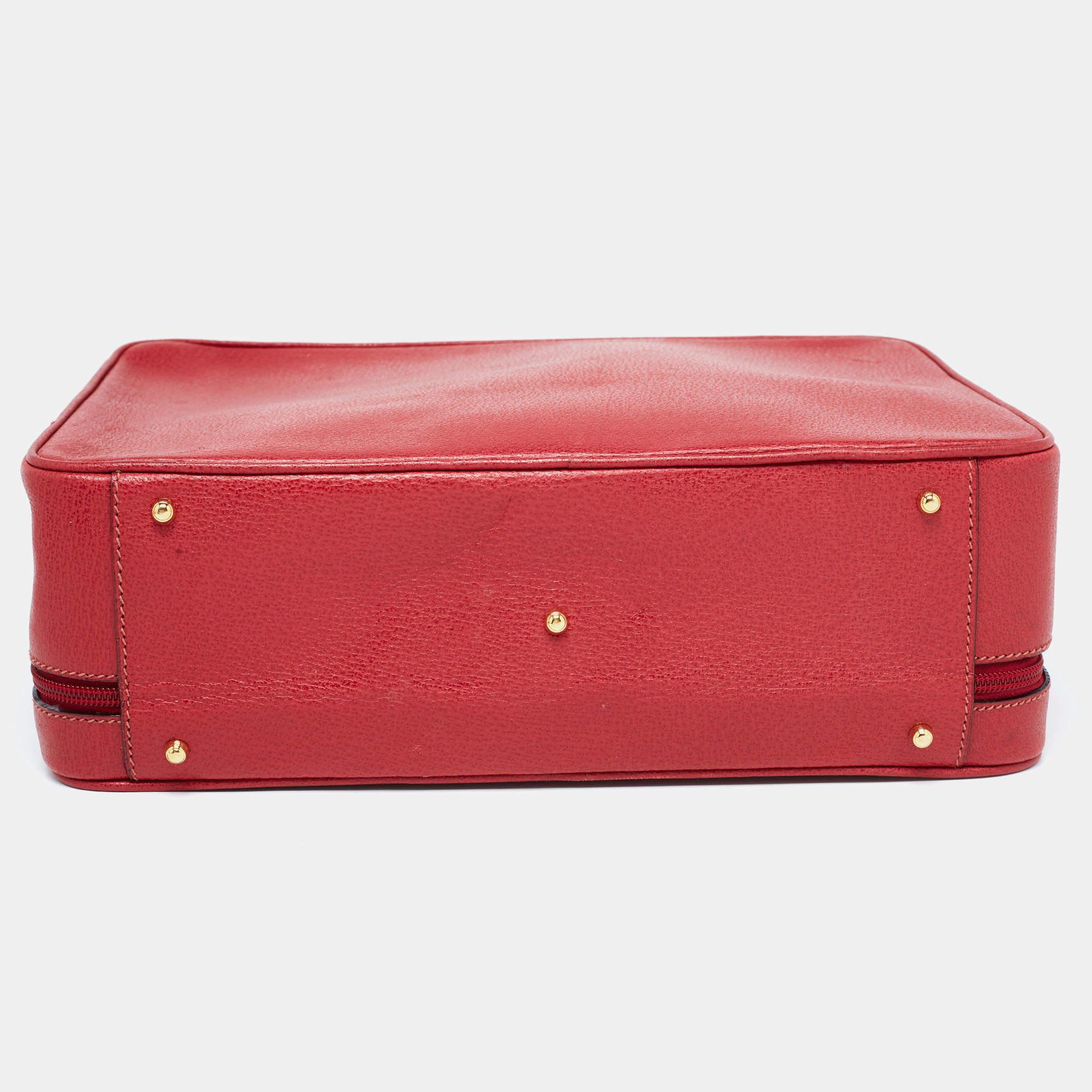 Gucci Red Leather Briefcase Bag In Good Condition For Sale In Dubai, Al Qouz 2