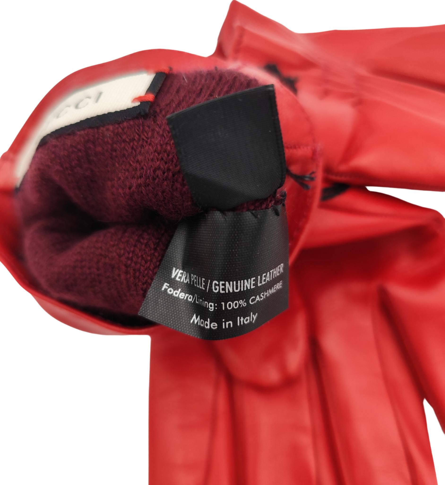 Gucci red leather buckles gloves For Sale 3