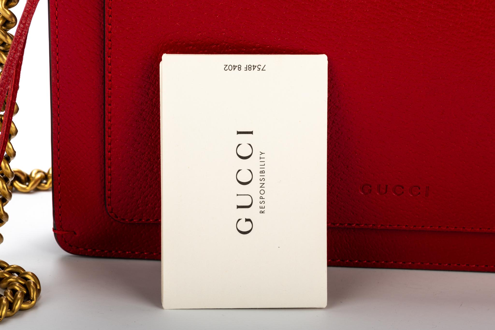 Gucci Red Leather Cross Body Bag 3