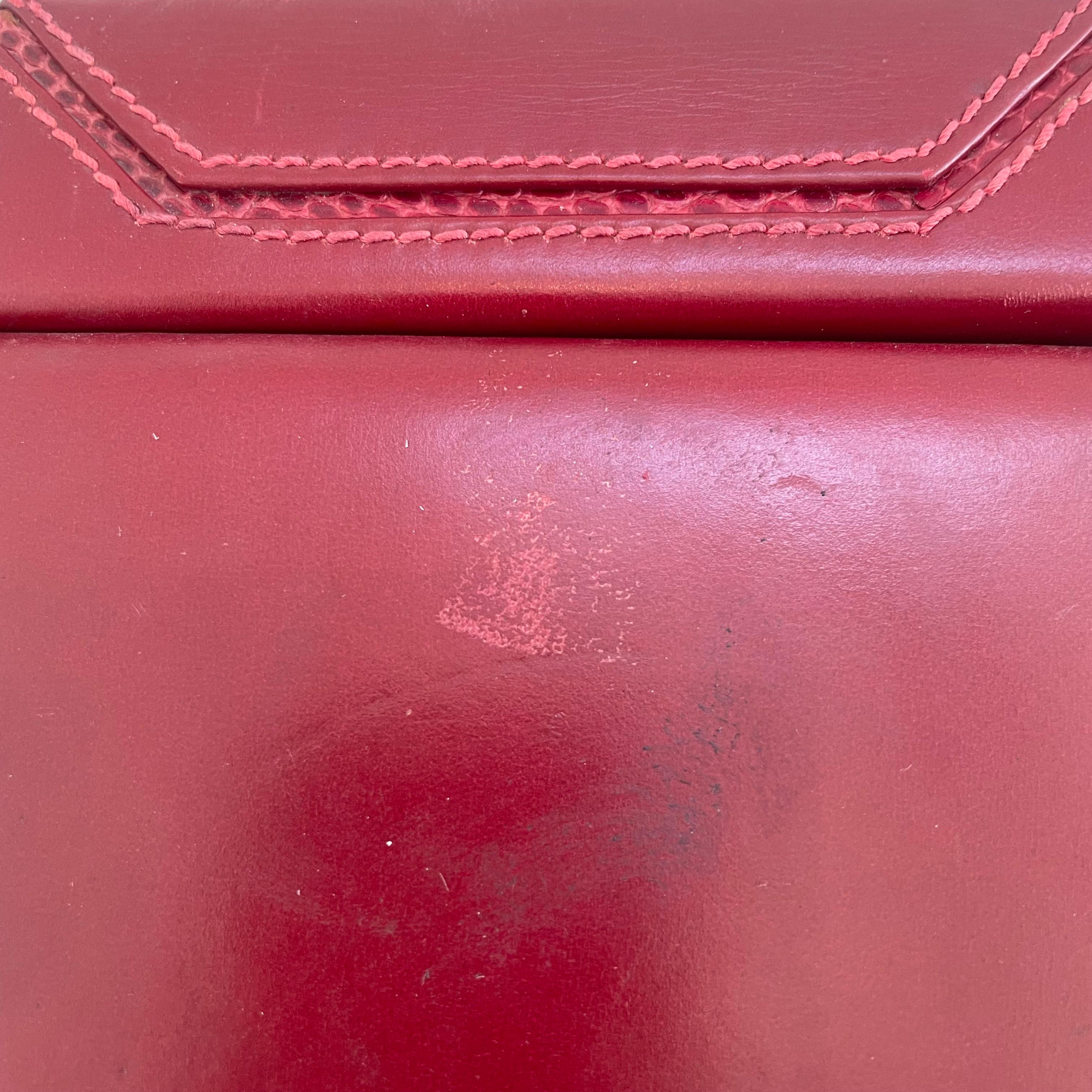 Set de bureau en cuir rouge Gucci, 1980 Italie en vente 10