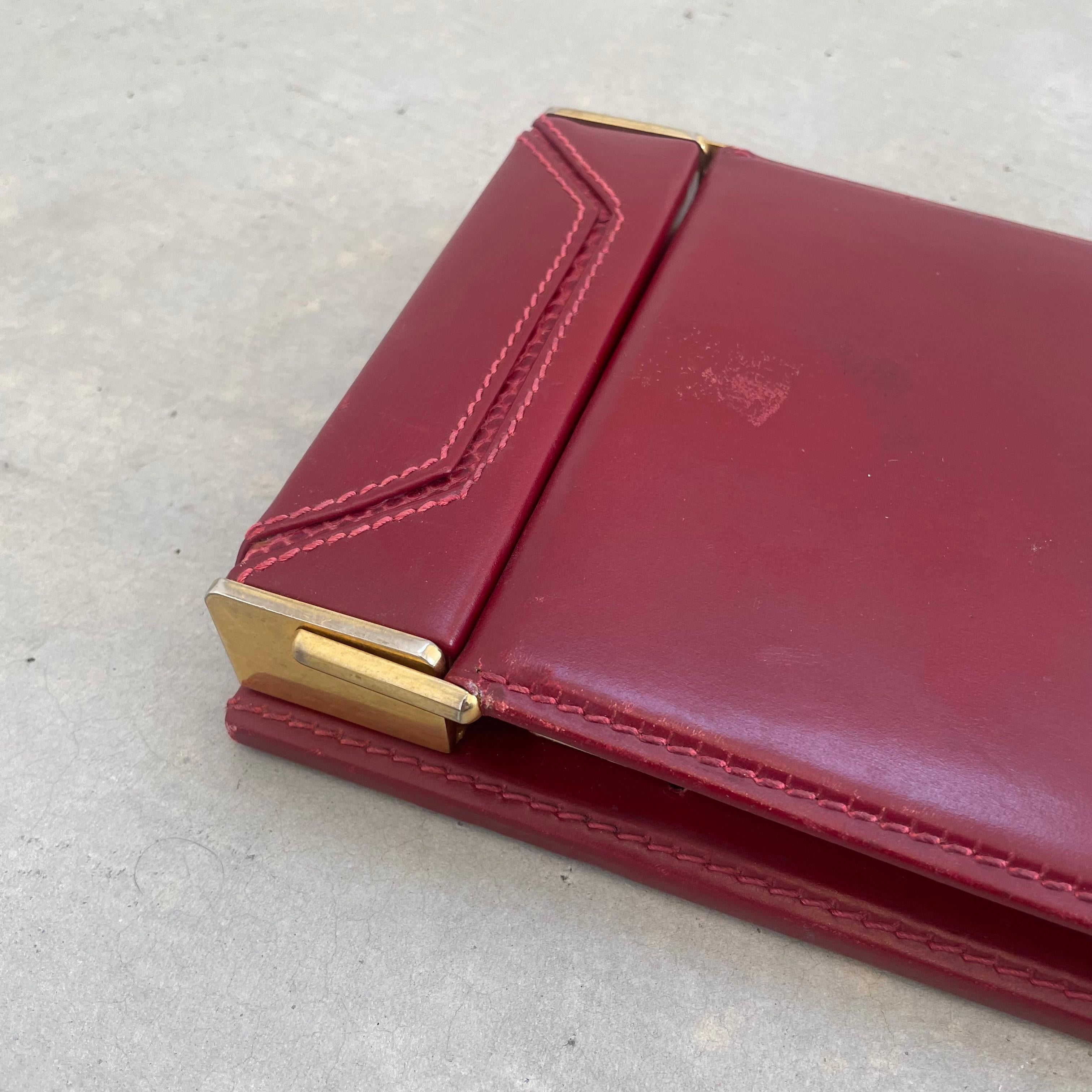 Gucci Rotes Leder-Schreibtischset, 1980er Jahre Italien (Ende des 20. Jahrhunderts) im Angebot