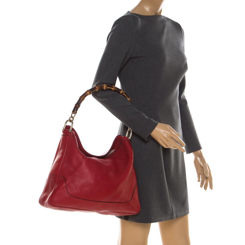 Gucci Red Leather Diana Bamboo Handle Shoulder Bag In Good Condition In Dubai, Al Qouz 2