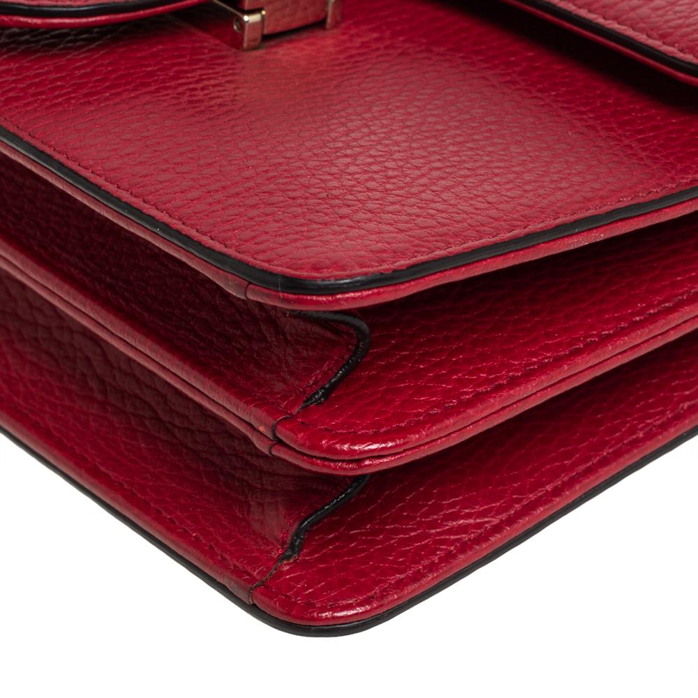 Gucci Red Leather Dollar Interlocking Crossbody Bag In Good Condition In Dubai, Al Qouz 2