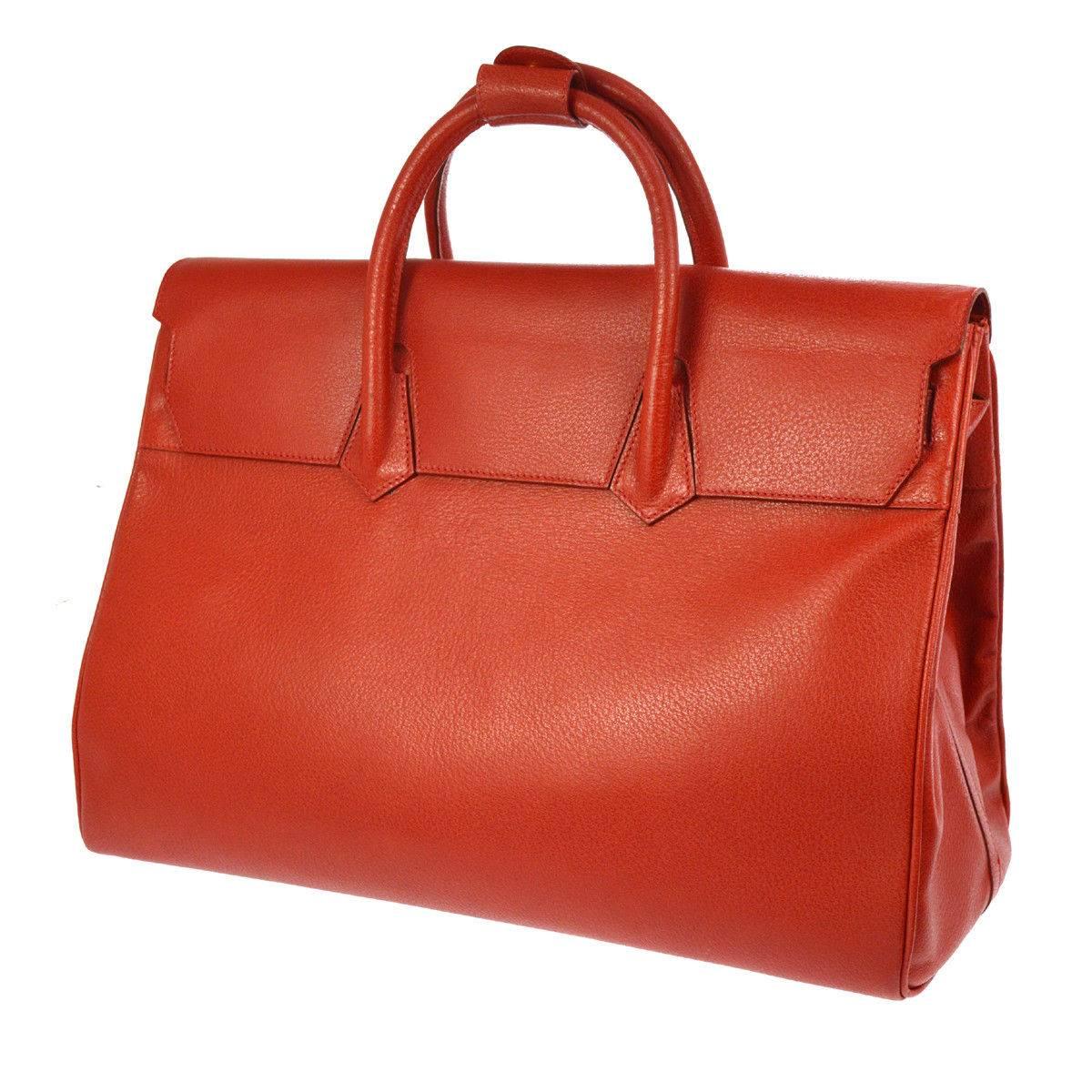 Gucci Red Leather Gold Men's Travel Weekender Top Handle Tote Bag In Excellent Condition In Chicago, IL