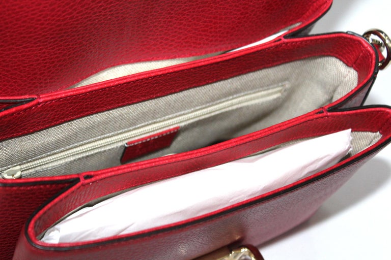 Gucci Red Leather Interlocking Bag at 1stDibs interlocking luggage