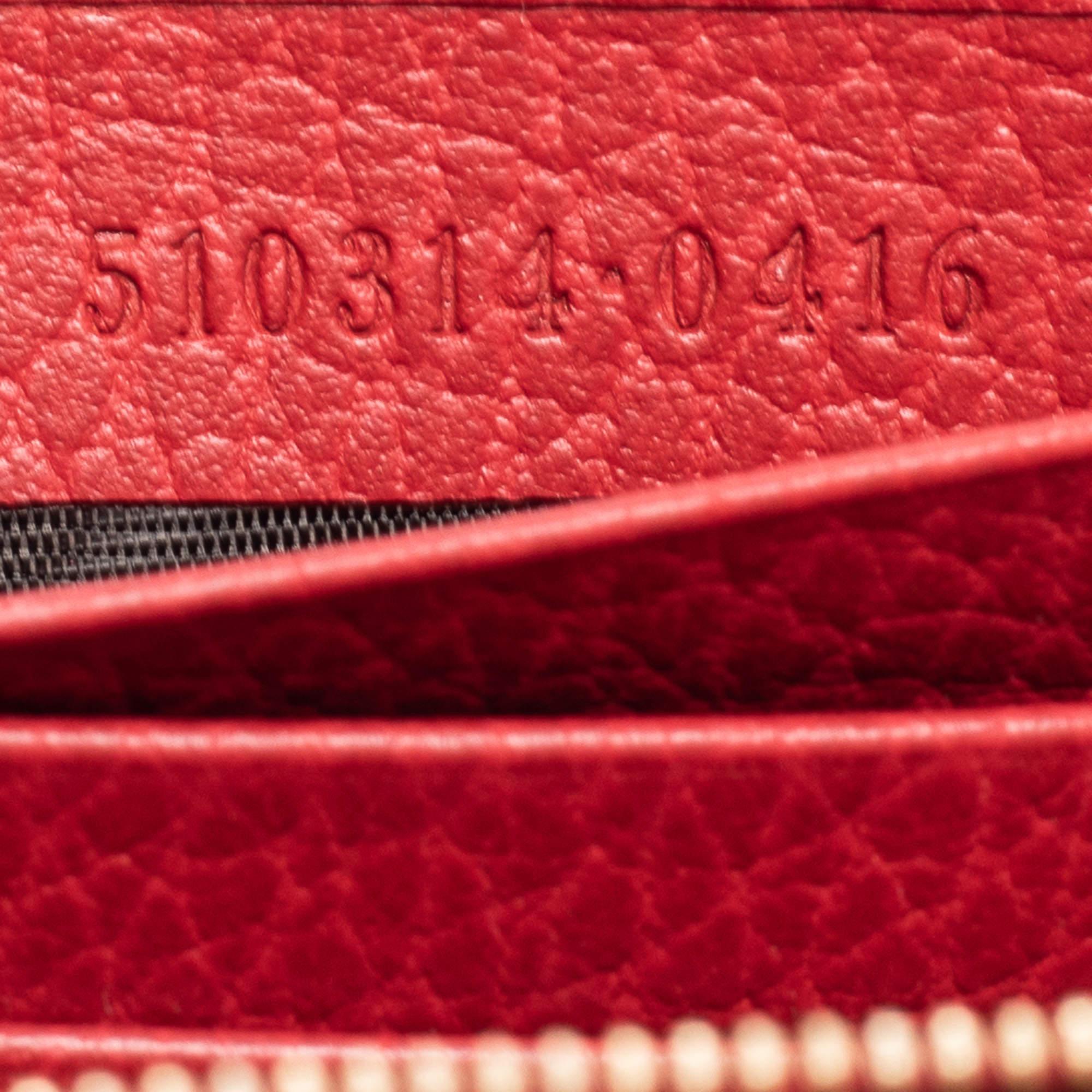 Gucci Red Leather Interlocking G Flap Chain Clutch 6