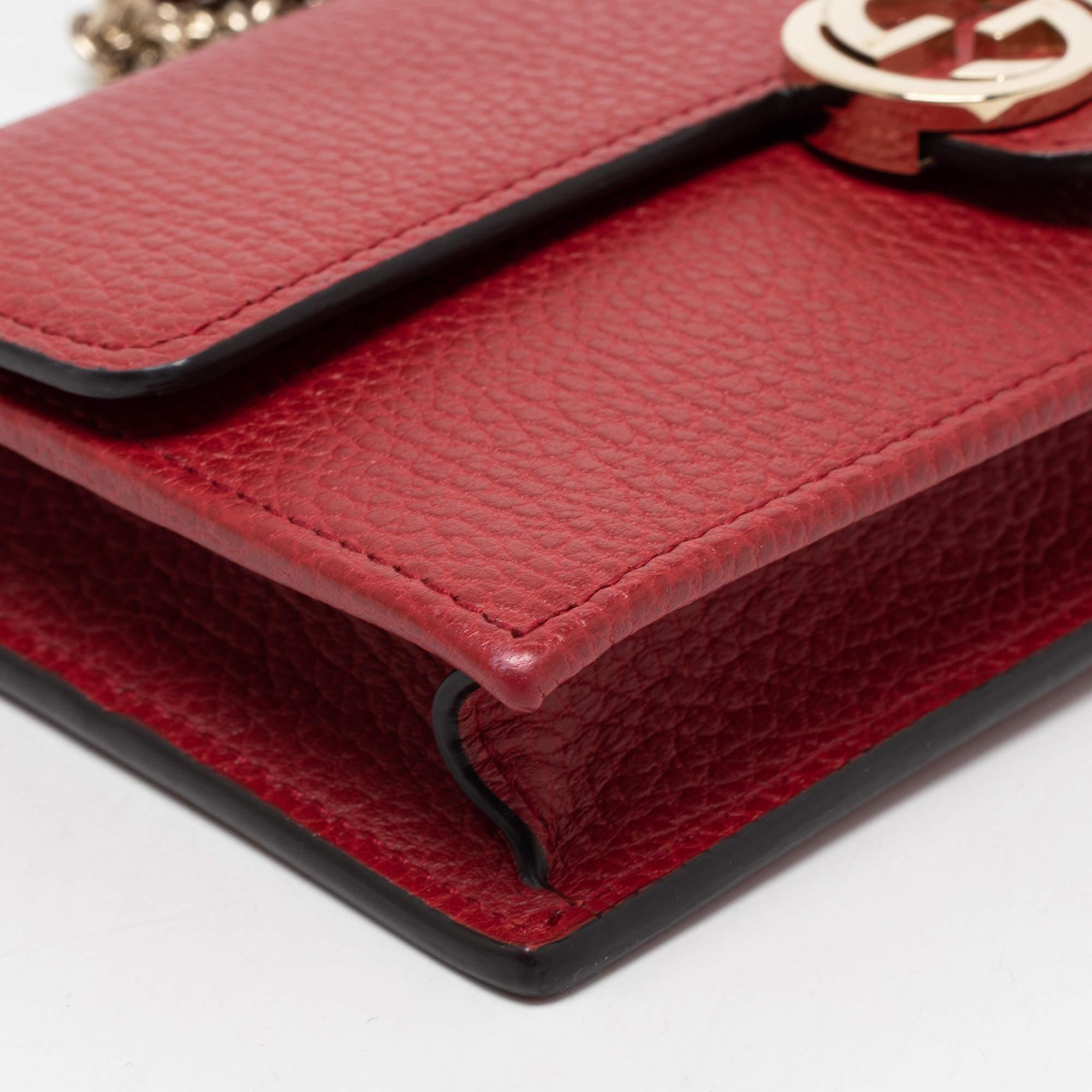 Gucci Red Leather Interlocking G Flap Chain Clutch 1