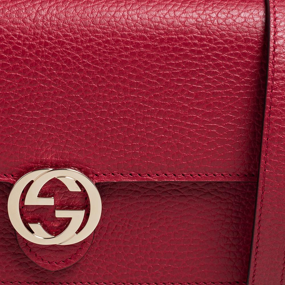 Gucci Red Leather Interlocking G Wallet on Chain 4