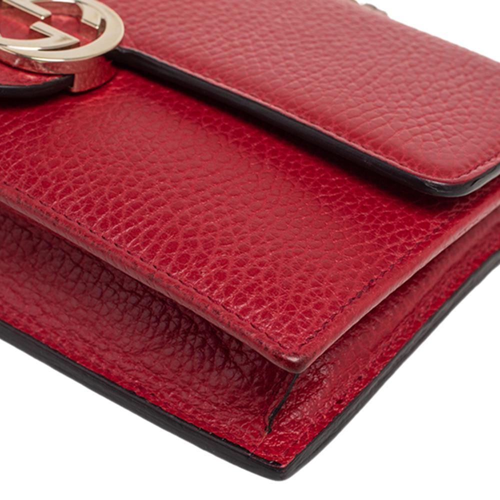 Gucci Red Leather Interlocking G Wallet on Chain 4