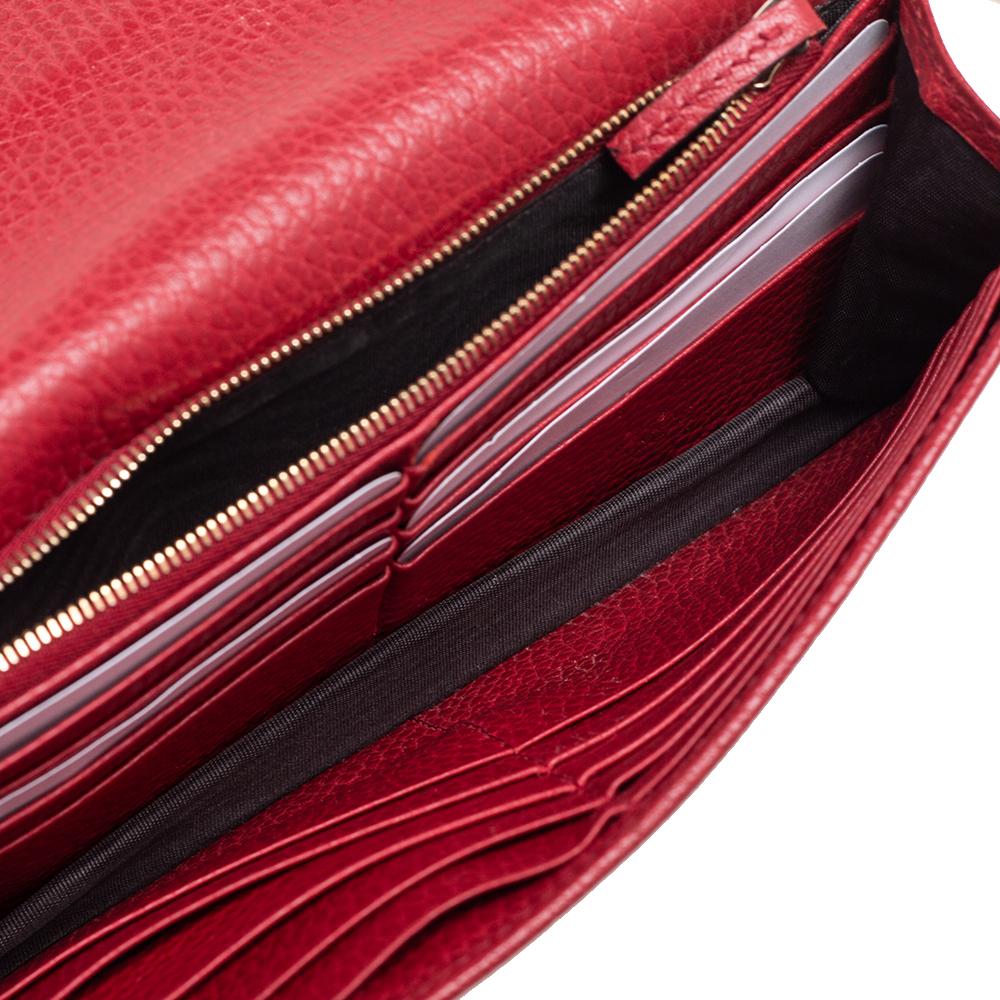 Women's Gucci Red Leather Interlocking G Wallet on Chain