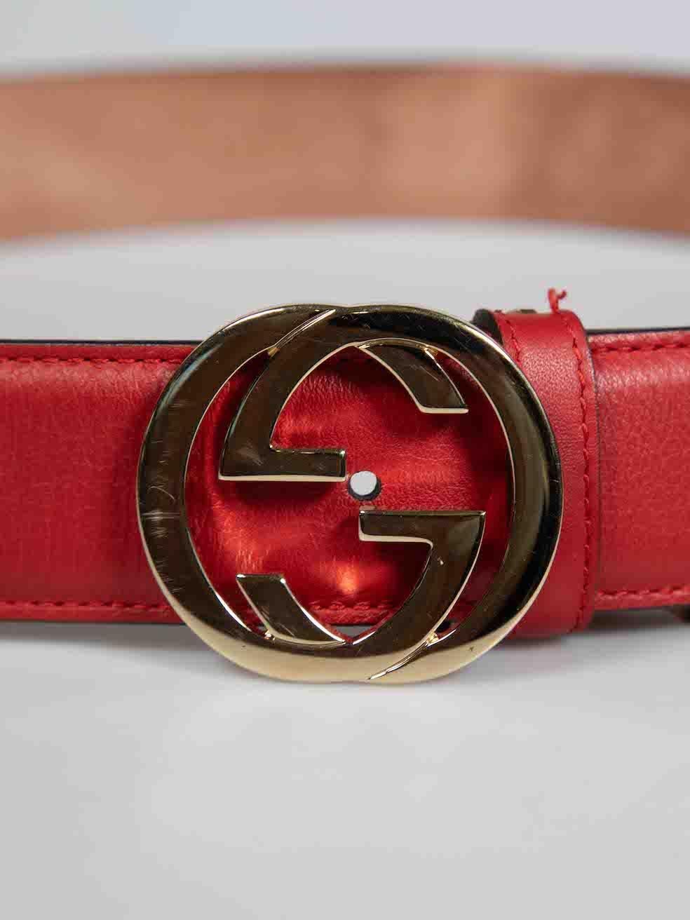 Women's Gucci Red Leather Interlocking GG Belt For Sale