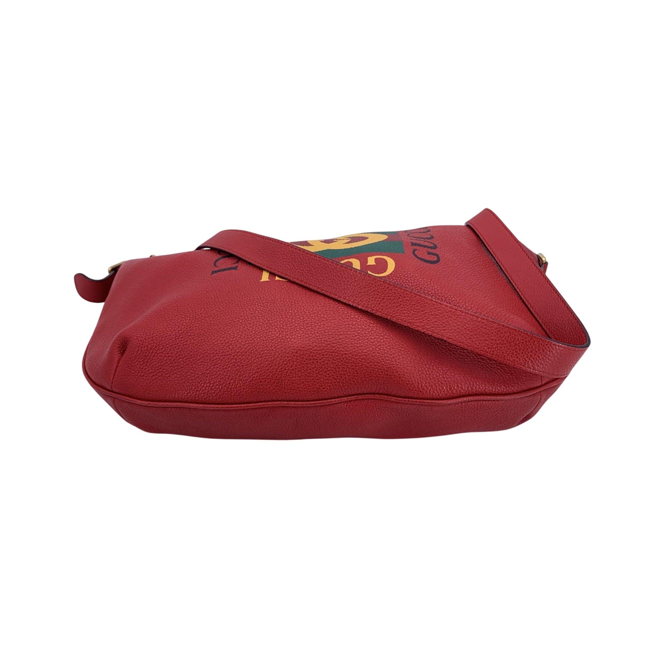  Sac à bandoulière Gucci en cuir rouge imprimé logo demi-lune Pour femmes 
