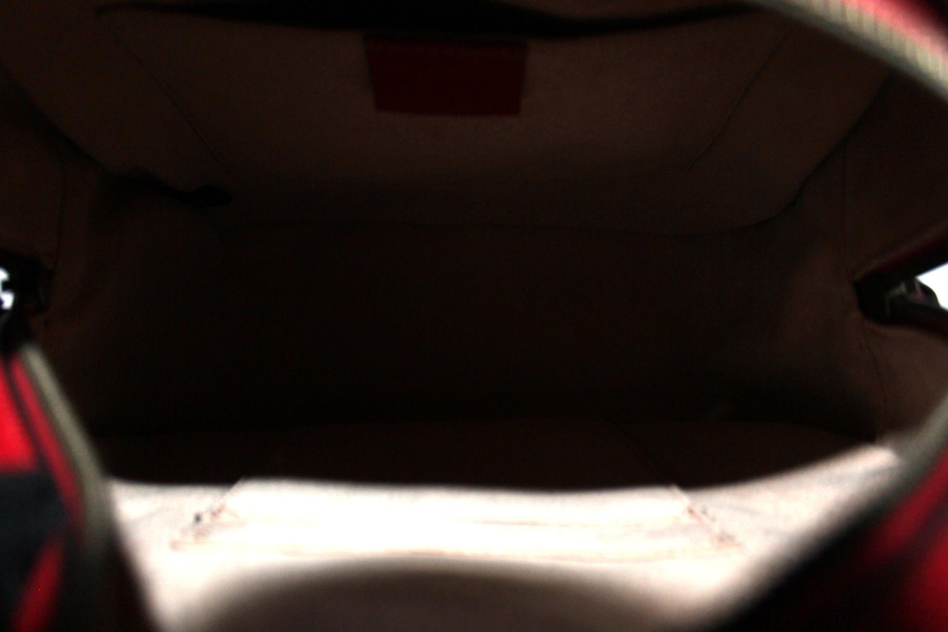 Gucci Red Leather Marmont Backpack In Excellent Condition In Torre Del Greco, IT
