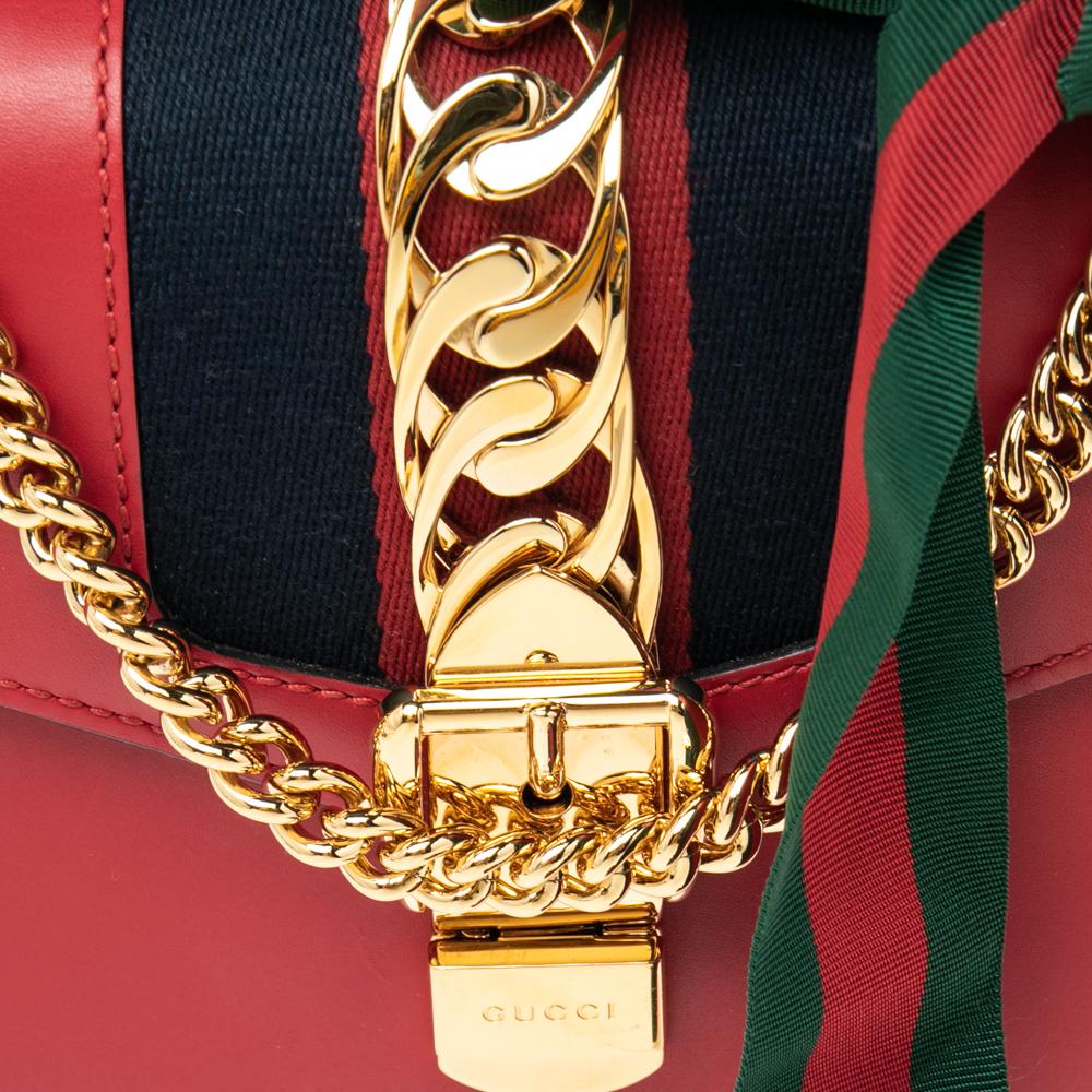 red gucci bag crossbody