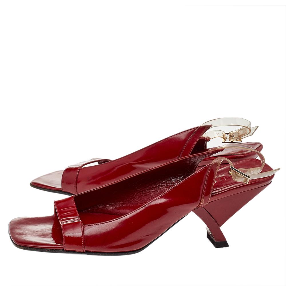 Gucci Red Leather Open Toe Slingback Sandals Size 38.5 2