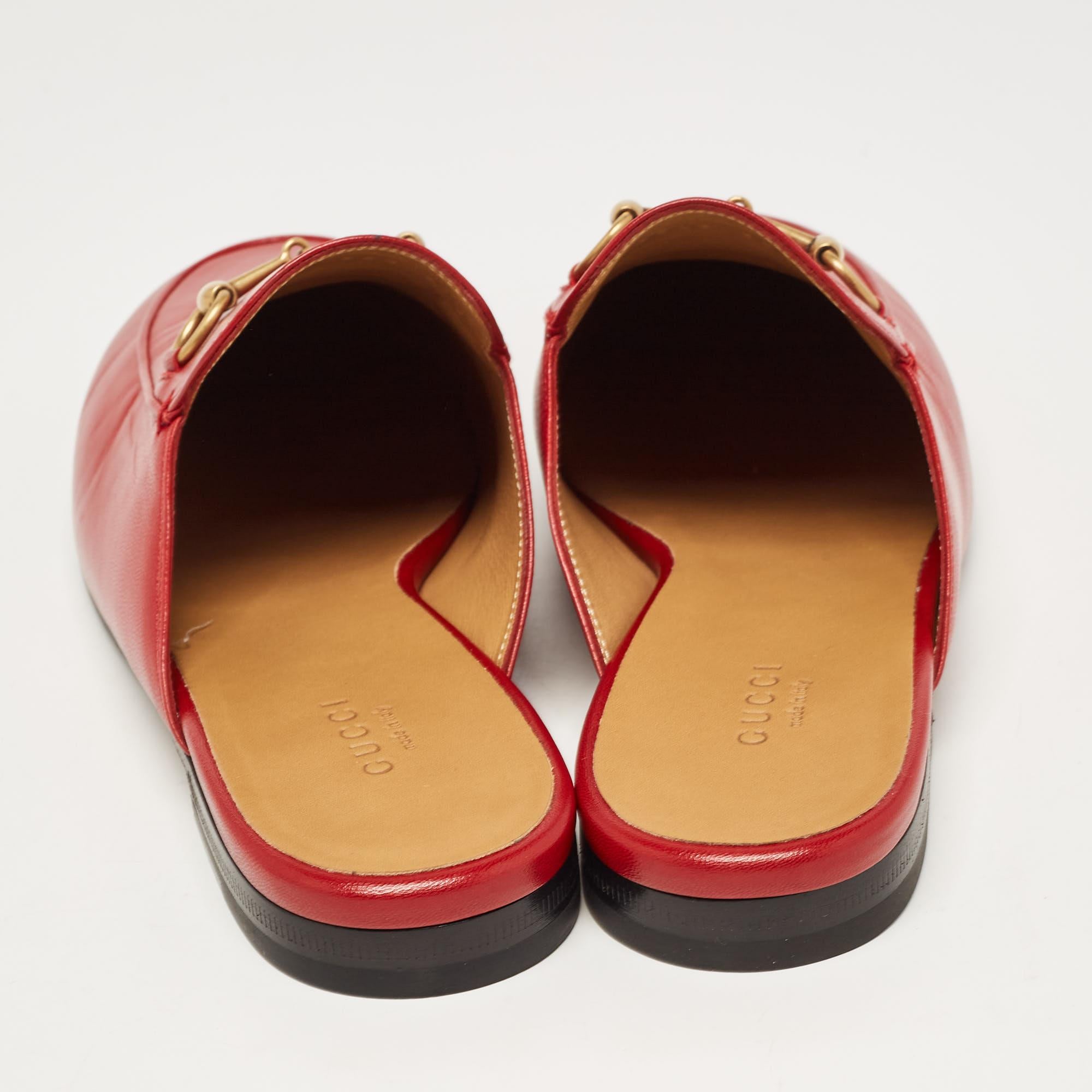 Gucci Red Leather Princetown Flat Mules Size 38.5 In Excellent Condition In Dubai, Al Qouz 2