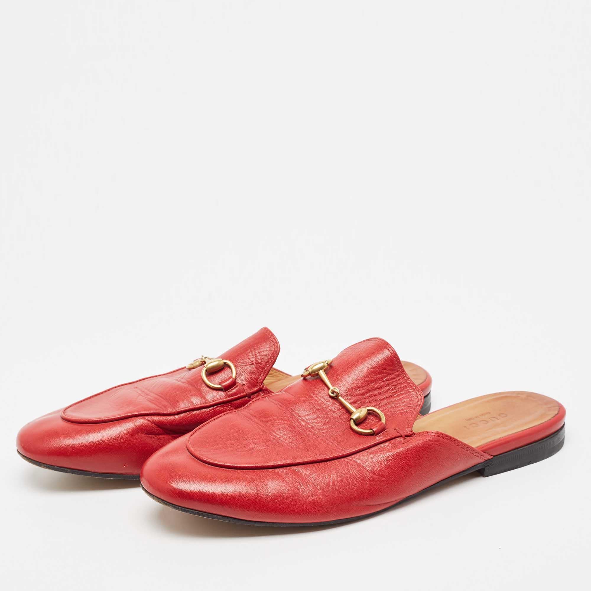 Gucci Red Leather Princetown Flat Mules Size 38.5 In Fair Condition In Dubai, Al Qouz 2