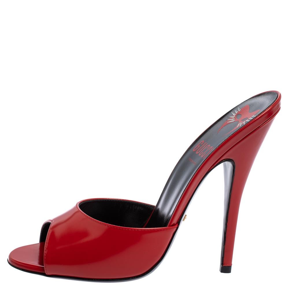 Wear these stylish sandals from the house of Gucci and channel your inner fashionista. These mules are perfect for a casual day out or brunch with friends, or a formal outing. Crafted from quality leather, they come in a lovely shade of red. They