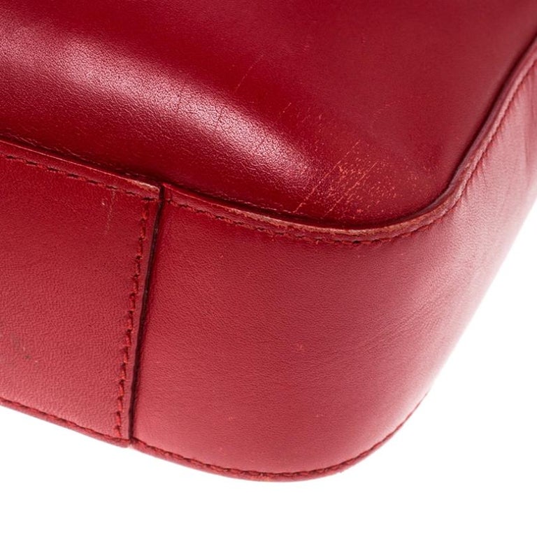 Gucci Red Leather Shoulder Bag For Sale at 1stDibs