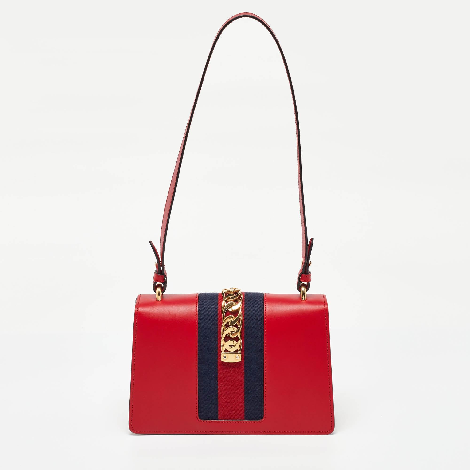 Women's Gucci Red Leather Small Web Sylvie Shoulder Bag For Sale