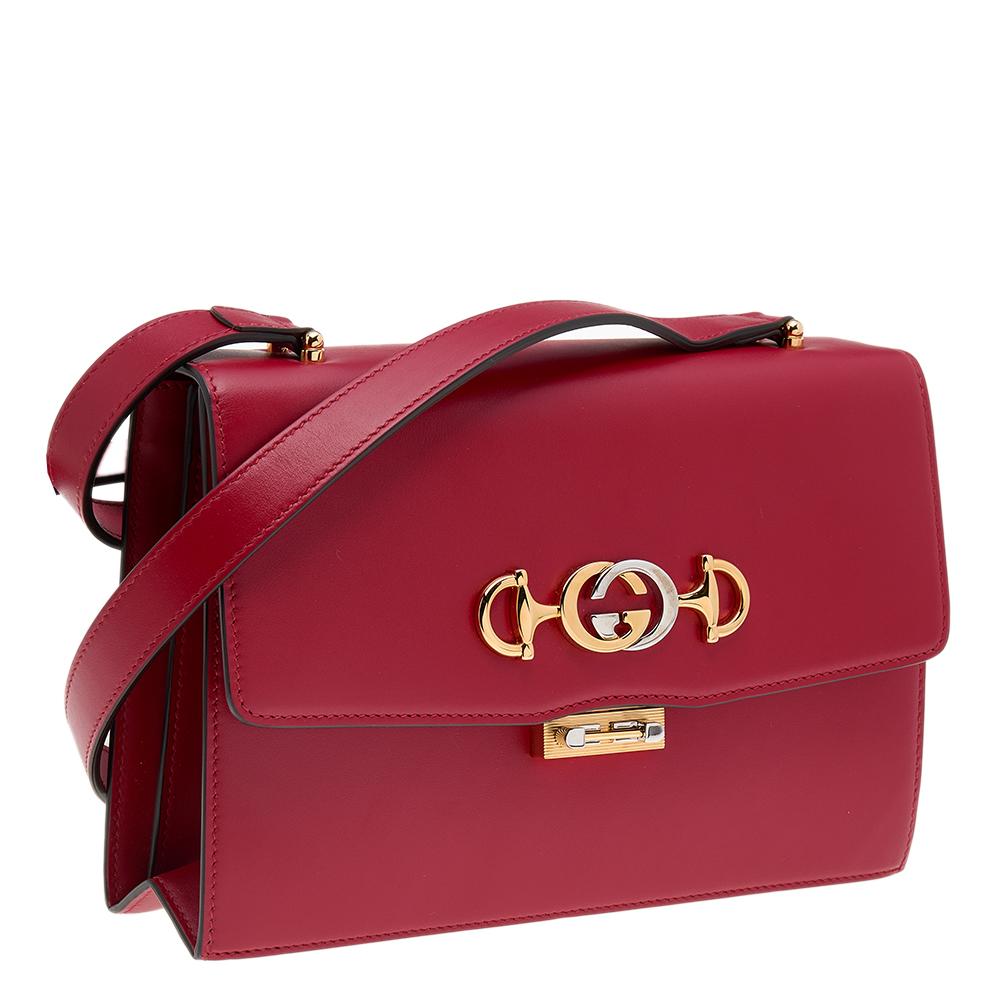 Gucci Red Leather Small Zumi Shoulder Bag In New Condition In Dubai, Al Qouz 2