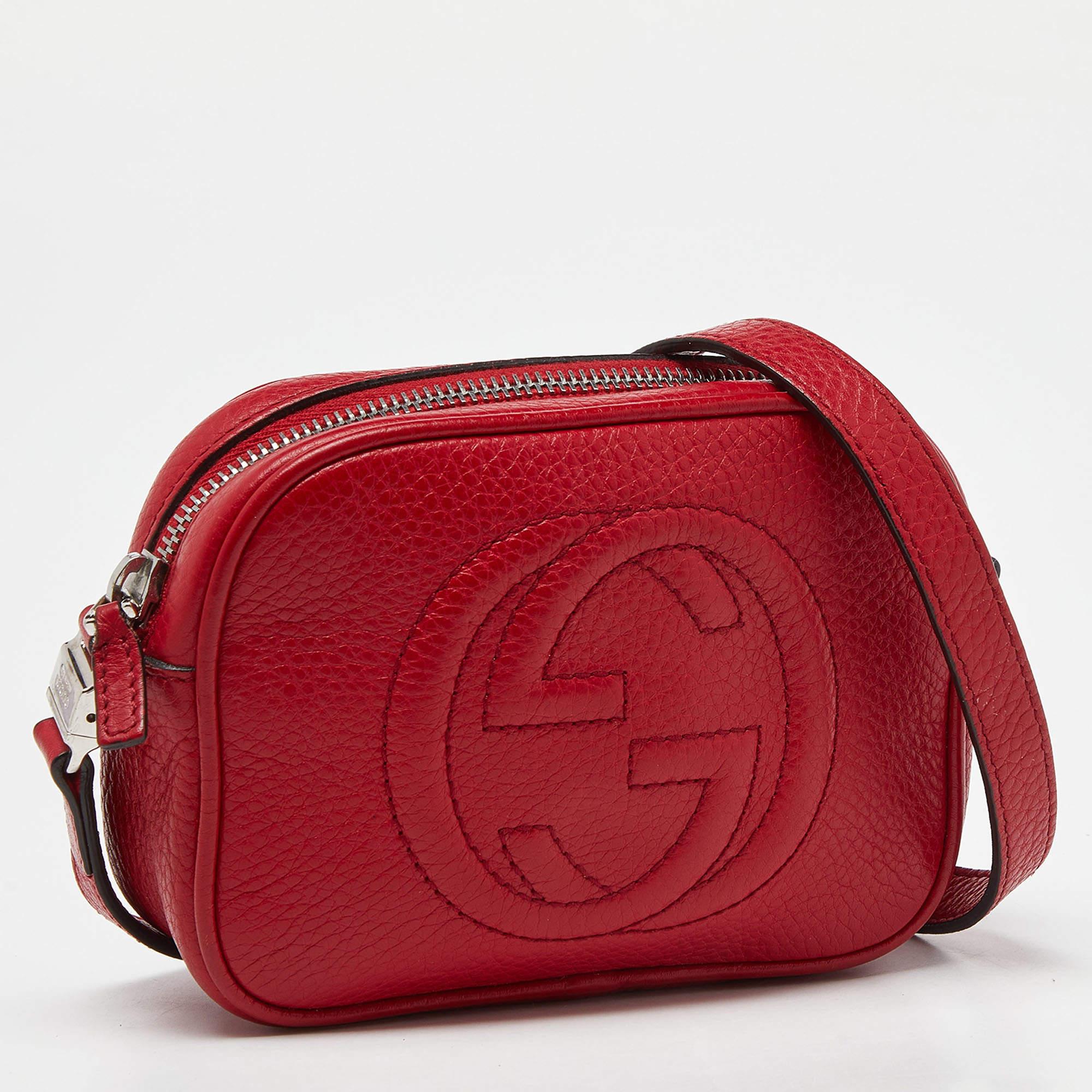 Gucci Red Leather Soho Crossbody Bag In Good Condition In Dubai, Al Qouz 2