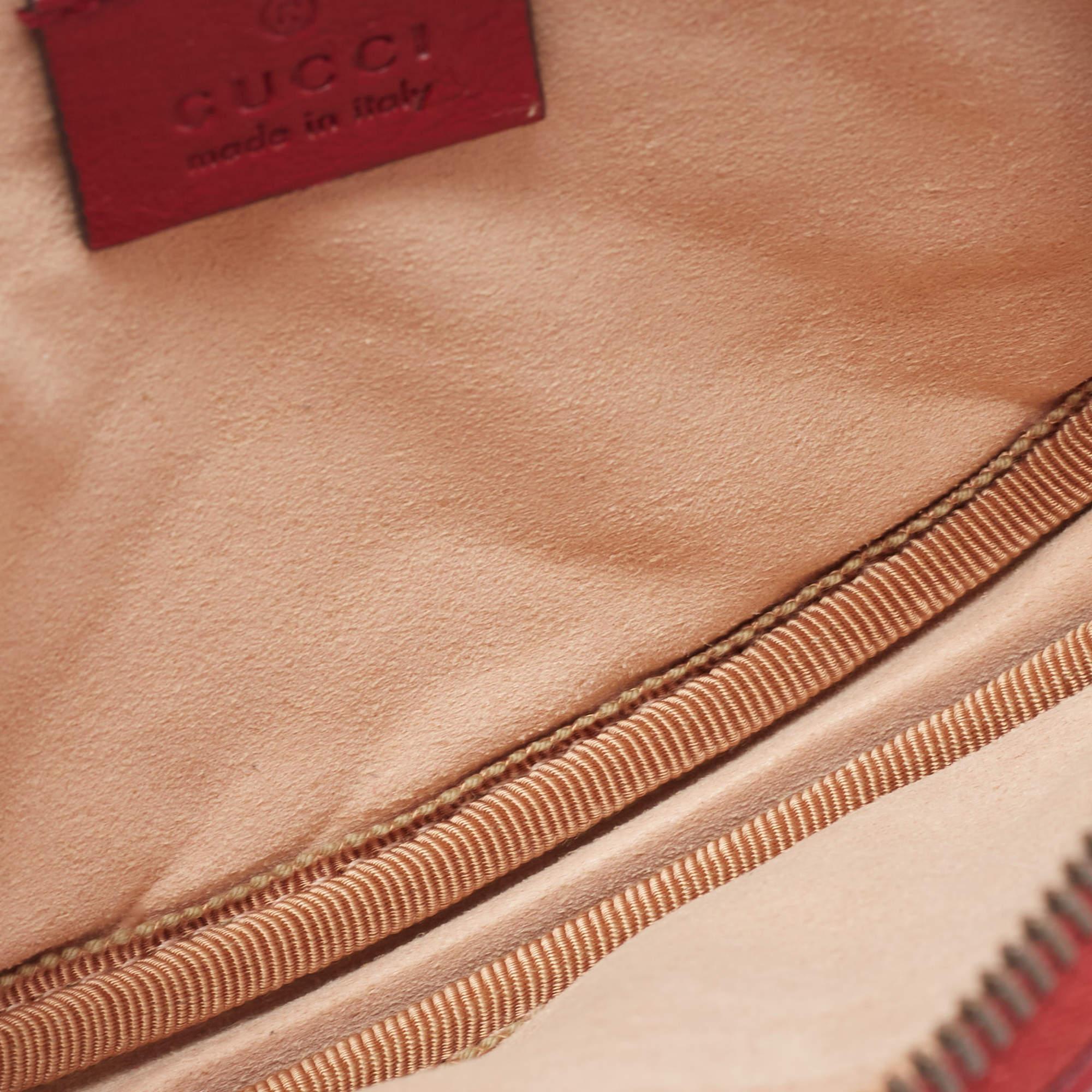 Gucci Red Matelassé Leather GG Marmont 2.0 Multi Belt Bag In Excellent Condition For Sale In Dubai, Al Qouz 2