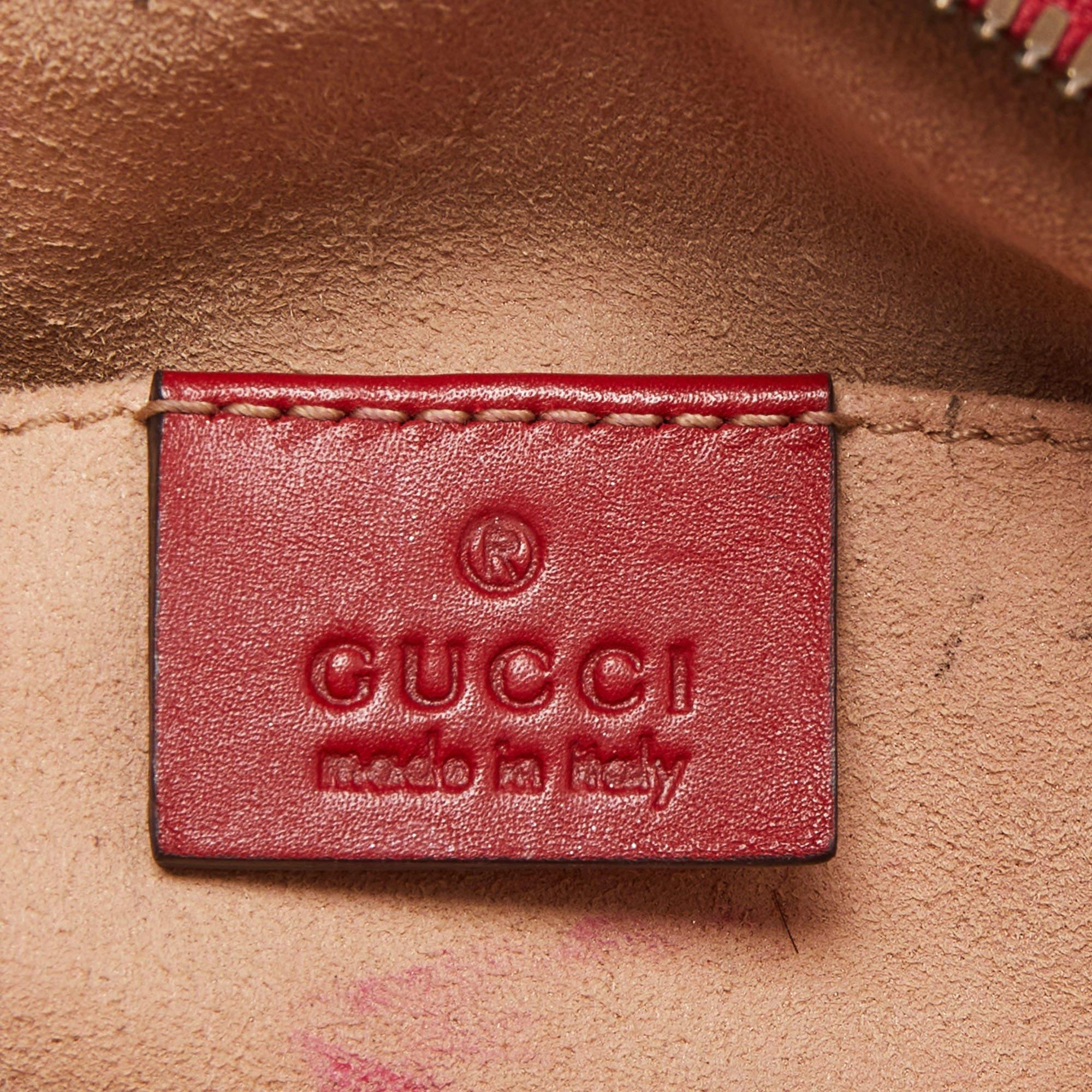 Gucci Red Matelassé Leather GG Marmont Belt Bag For Sale 1