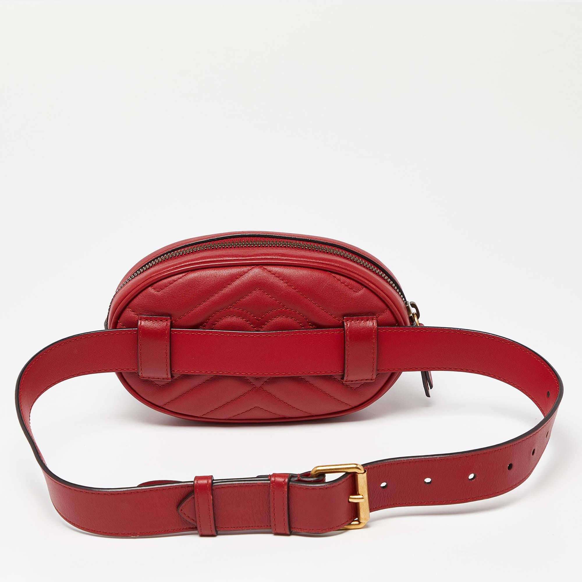 Gucci Red Matelassé Leather GG Marmont Belt Bag For Sale 3