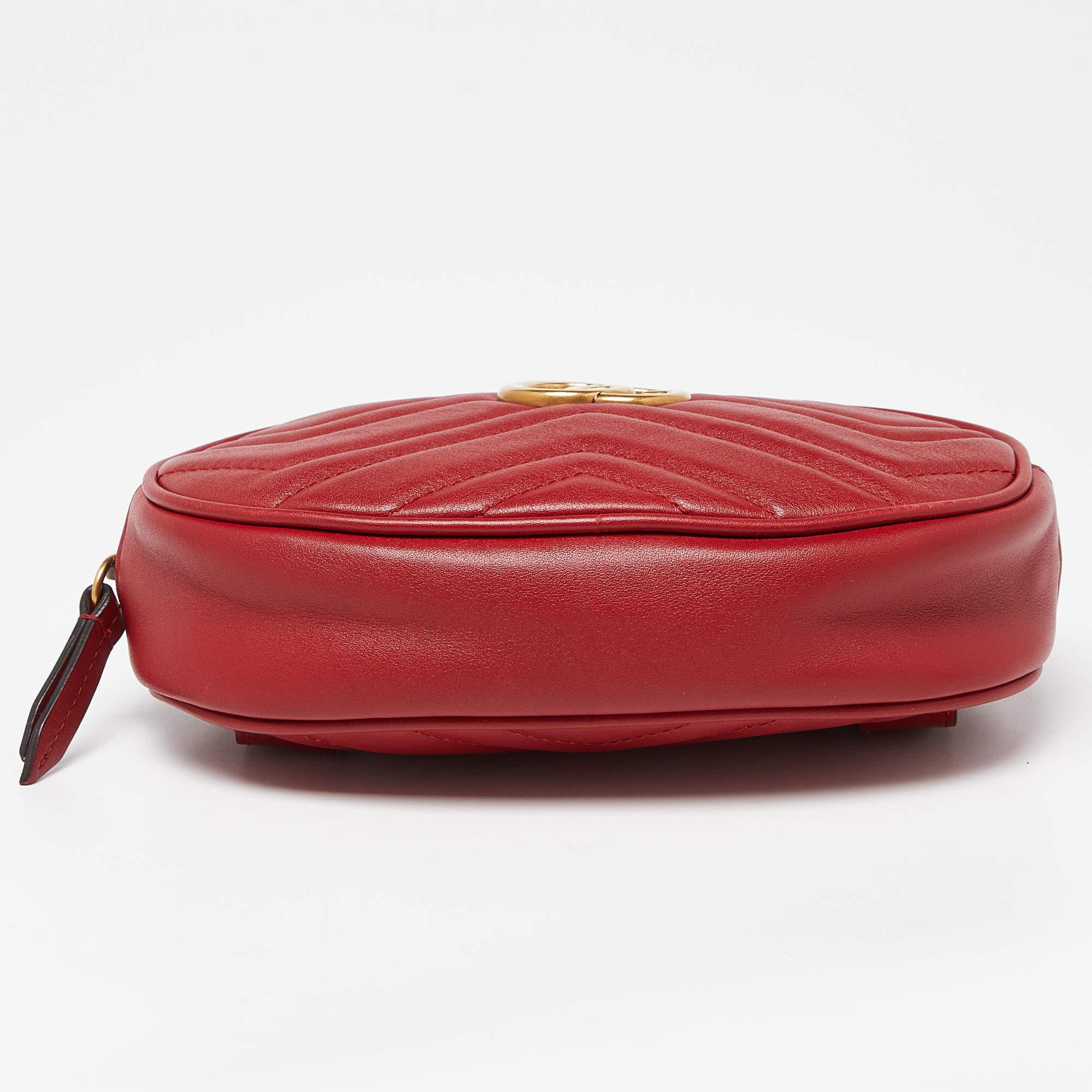 Gucci Red Matelassé Leather GG Marmont Belt Bag For Sale 4