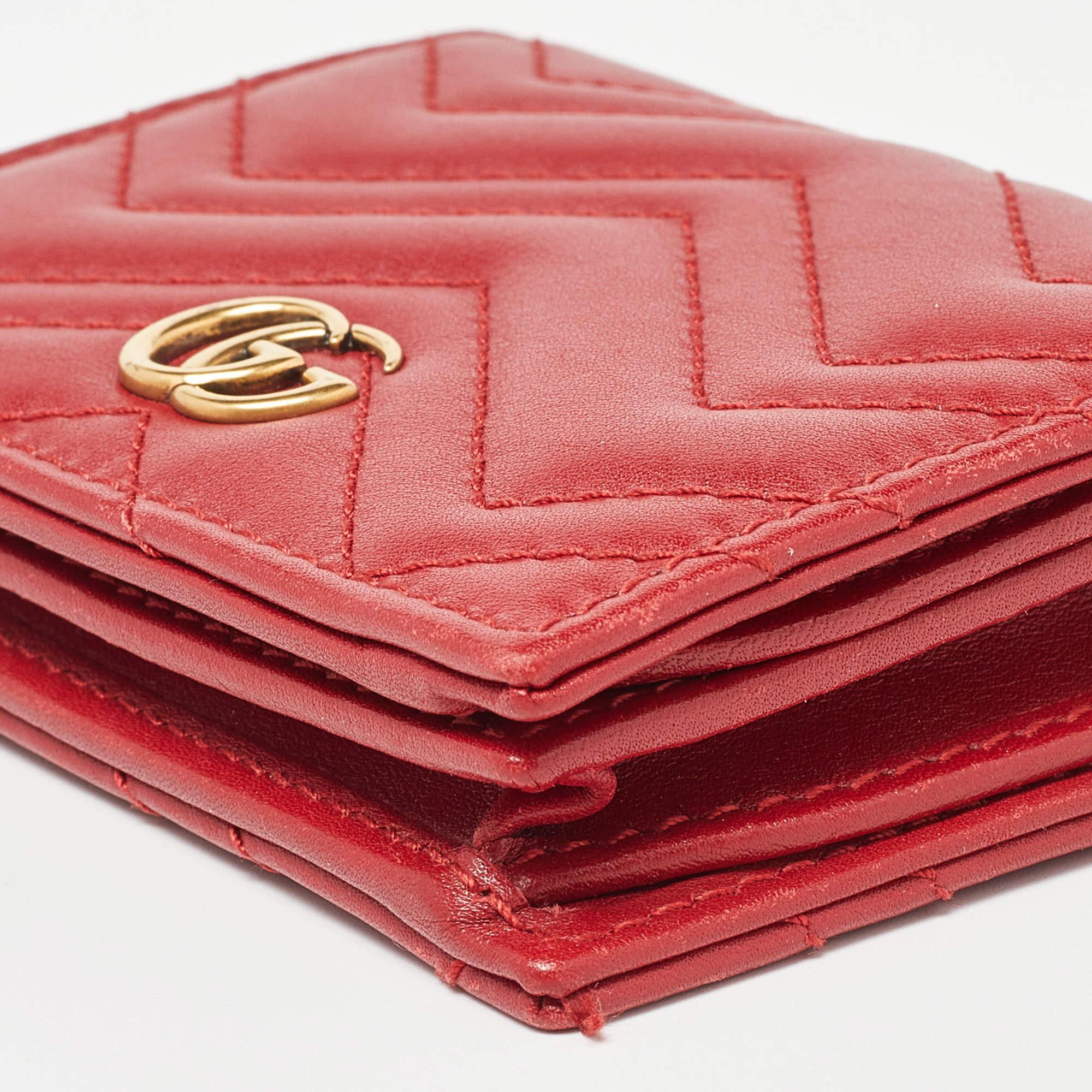 Women's Gucci Red Matelassé Leather GG Marmont Flap Card Case