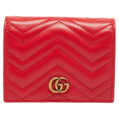 Gucci Red Matelassé Leather GG Marmont Flap Card Case