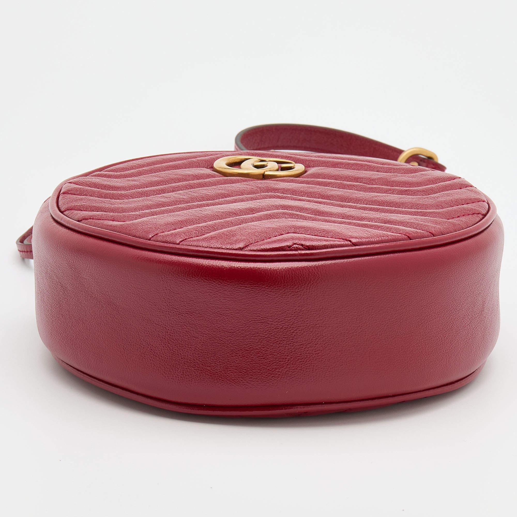 Gucci Red Matelassé Leather Mini GG Marmont Round Shoulder Bag 5