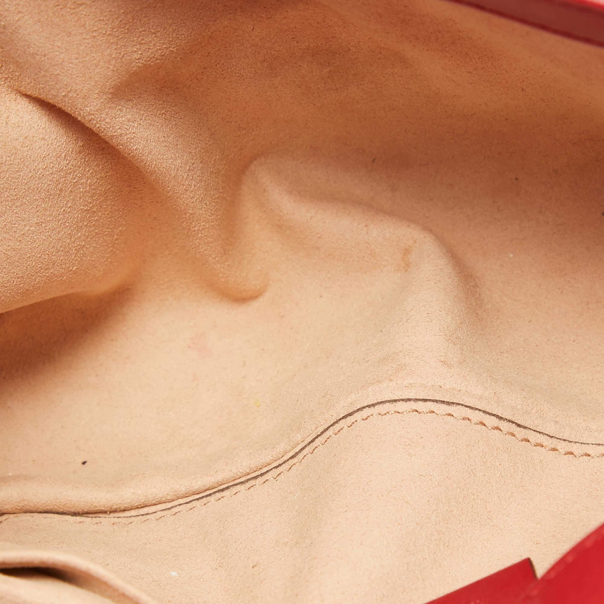 Gucci Red Matelassé Leather Mini GG Marmont Shoulder Bag For Sale 9