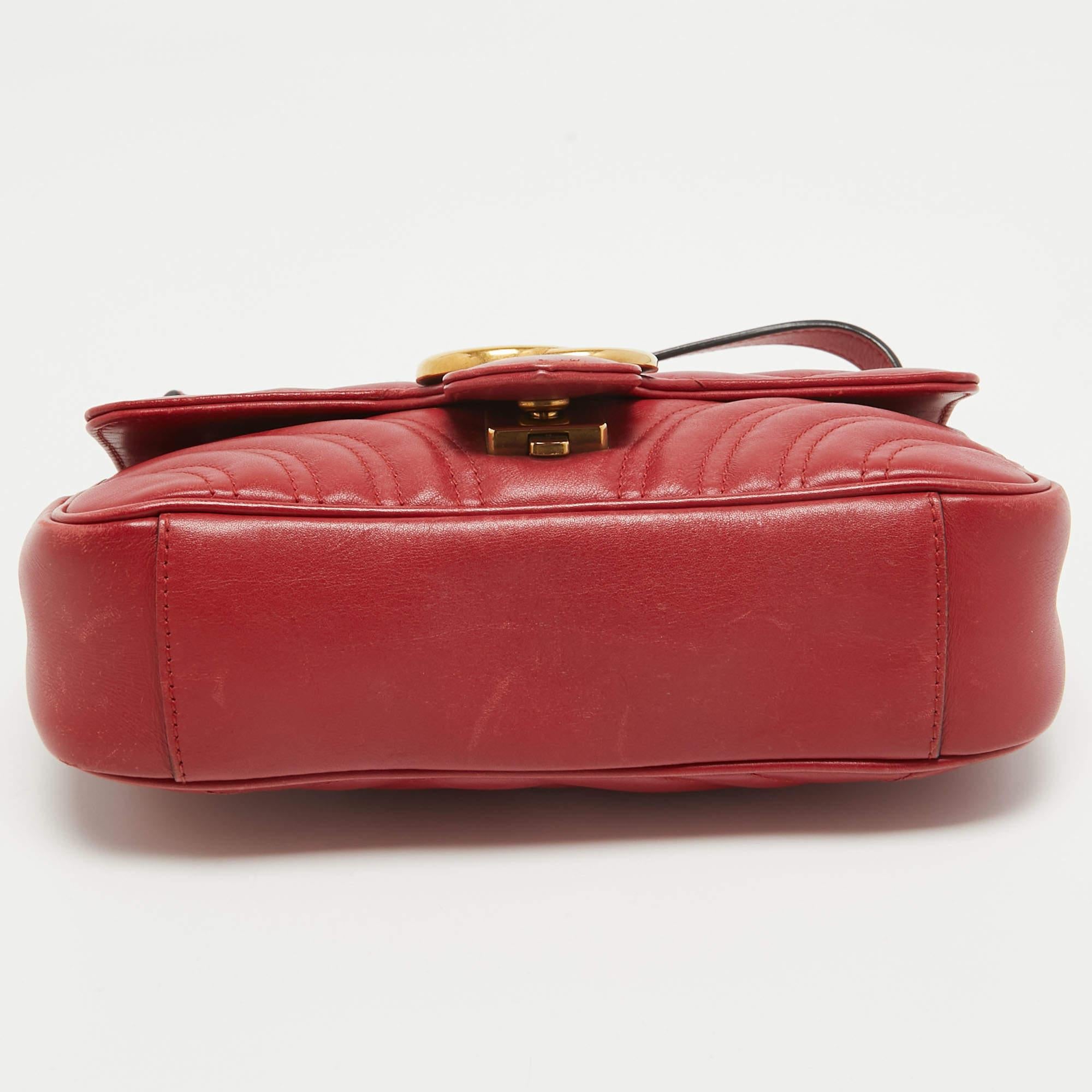 Gucci Red Matelassé Leather Mini GG Marmont Shoulder Bag For Sale 1
