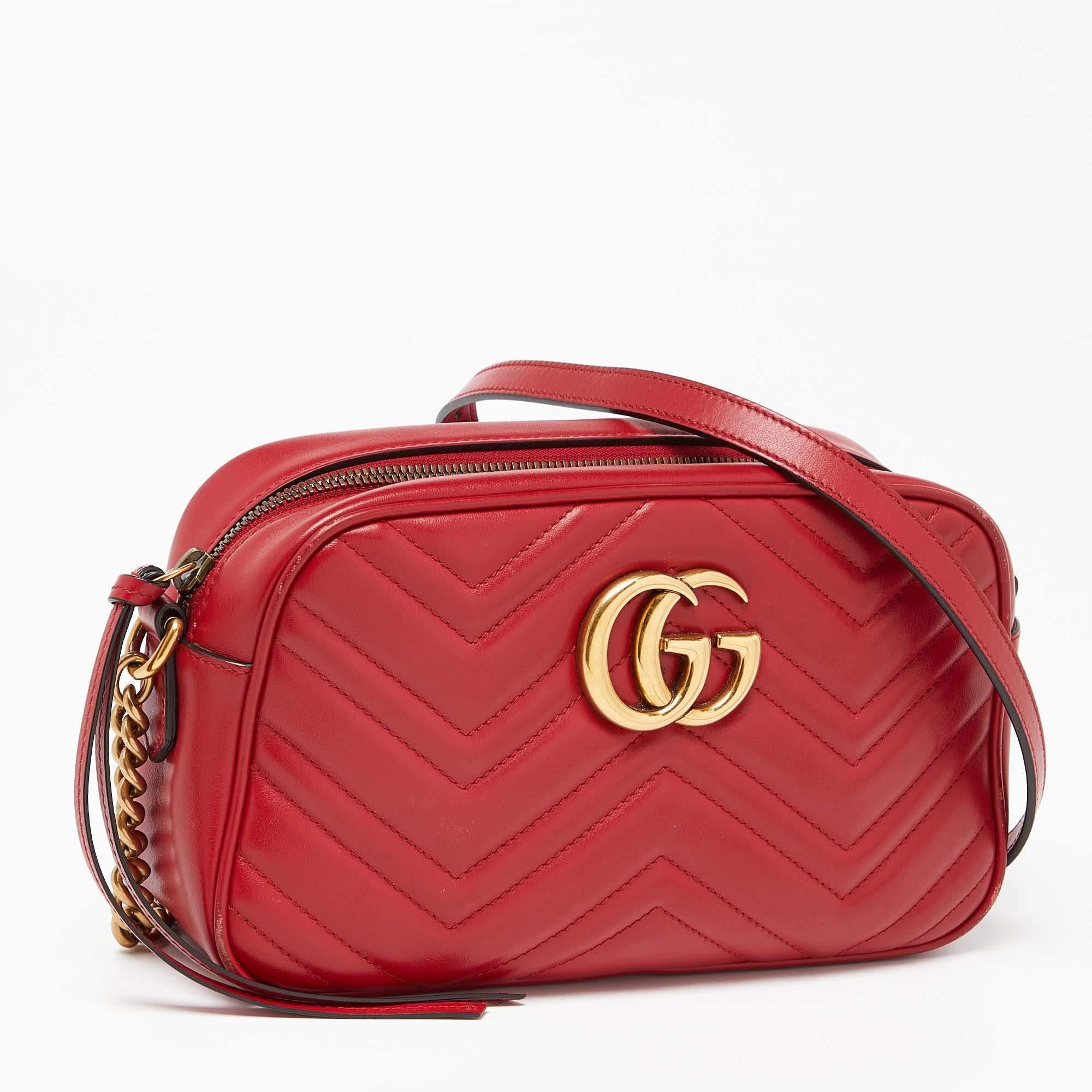Women's Gucci Red Matelassé Leather Small GG Marmont Shoulder Bag For Sale