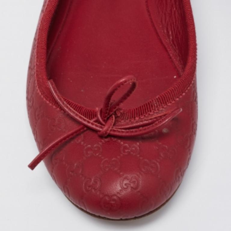 Gucci Red Microguccissima Leather Bow Detail Ballet Flats Size 35.5 For Sale 1