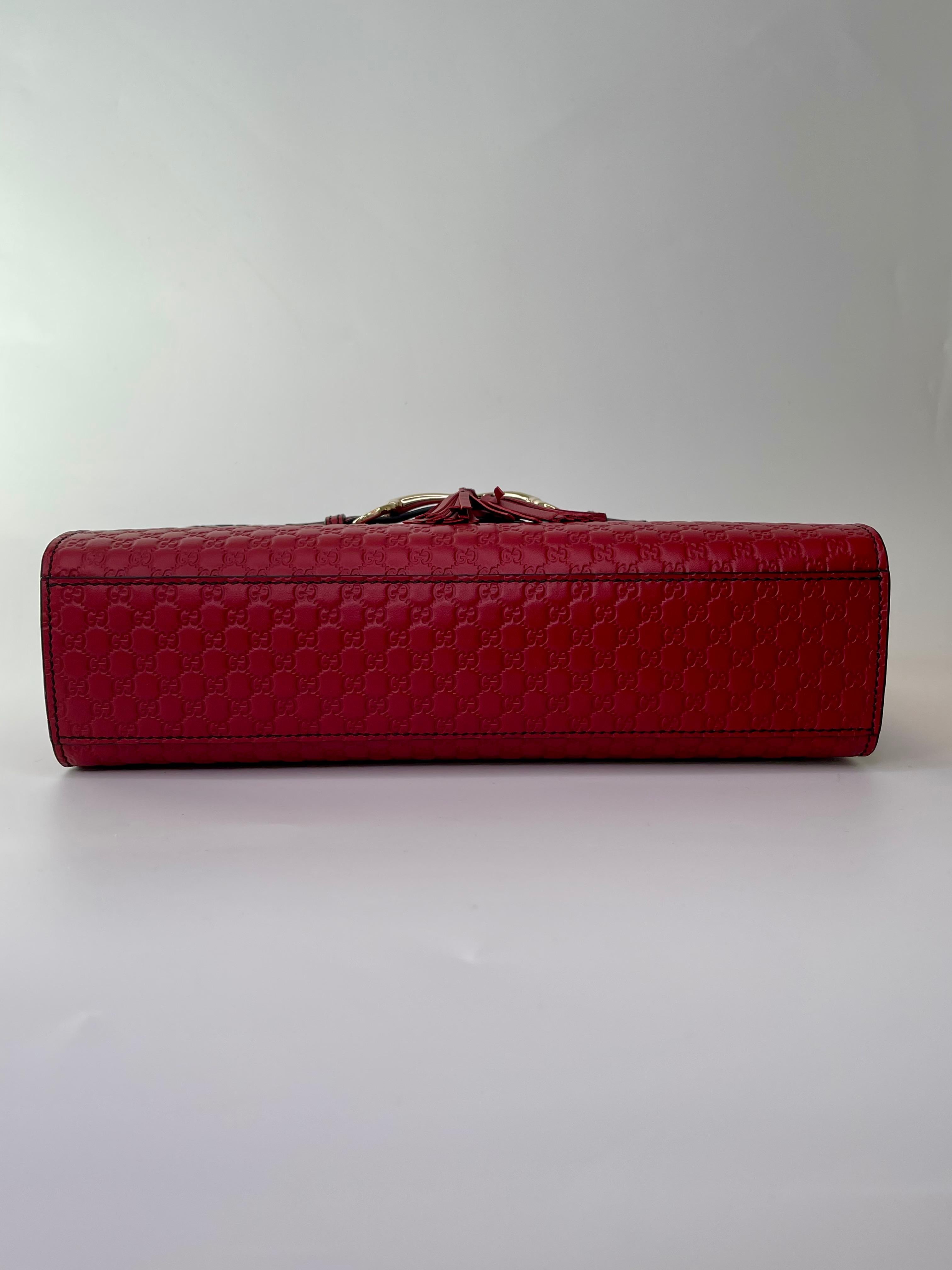 Gucci Red Microguccissima Medium Emily Shoulder Bag (449635) In Excellent Condition In Montreal, Quebec