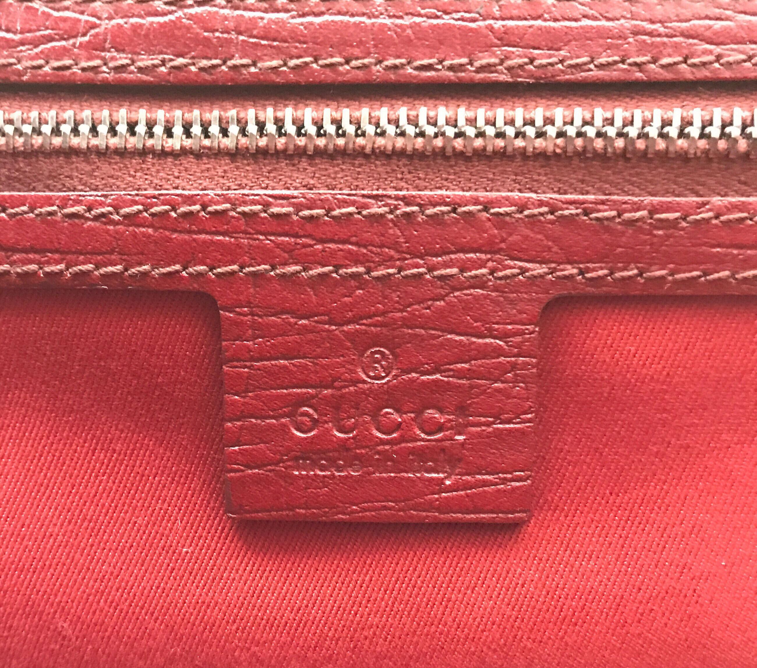 Gucci Red Monogram Leather Bamboo Bullet Handbag For Sale 4