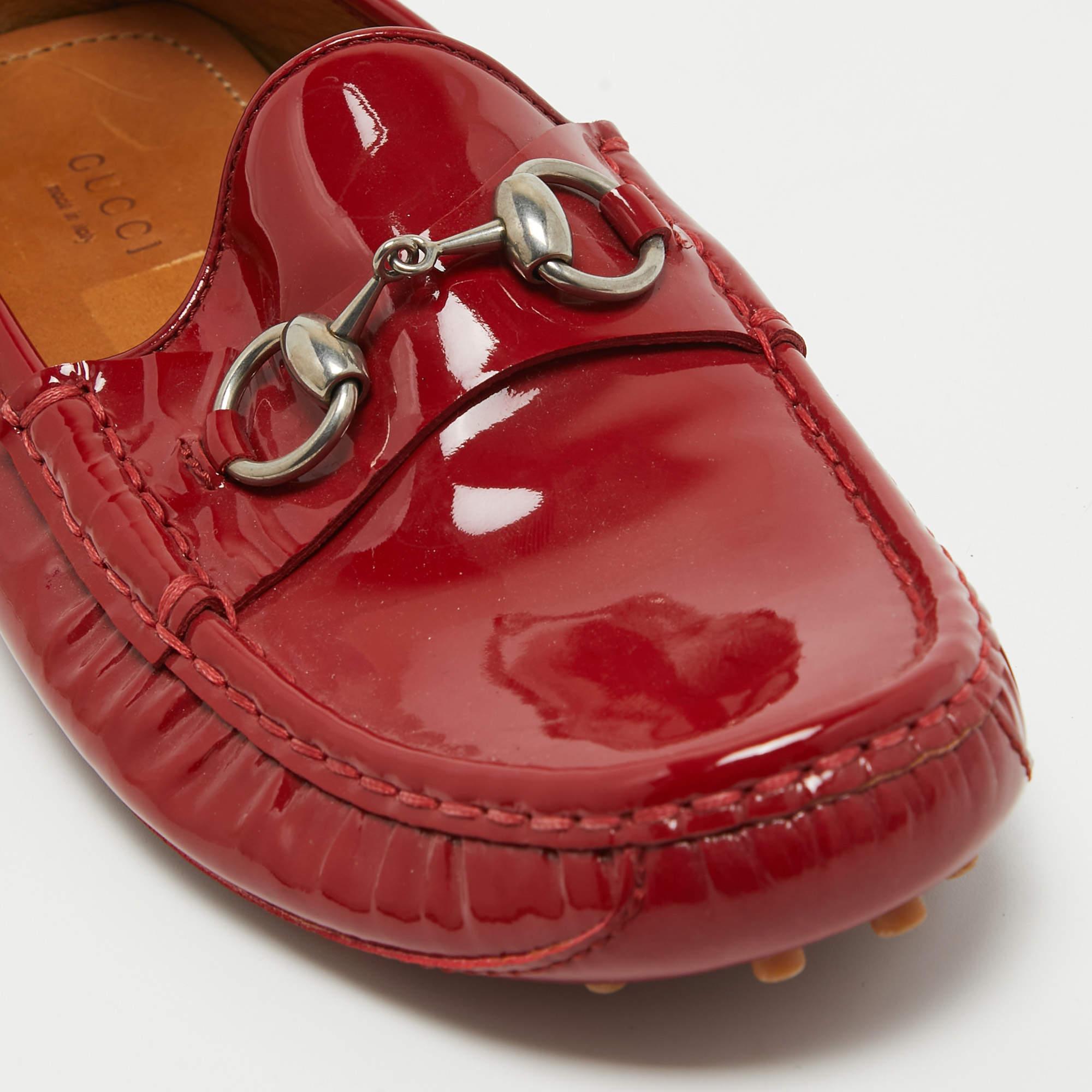 Gucci Red Patent Leather Horsebit Slip On Loafers Size 38 For Sale 2