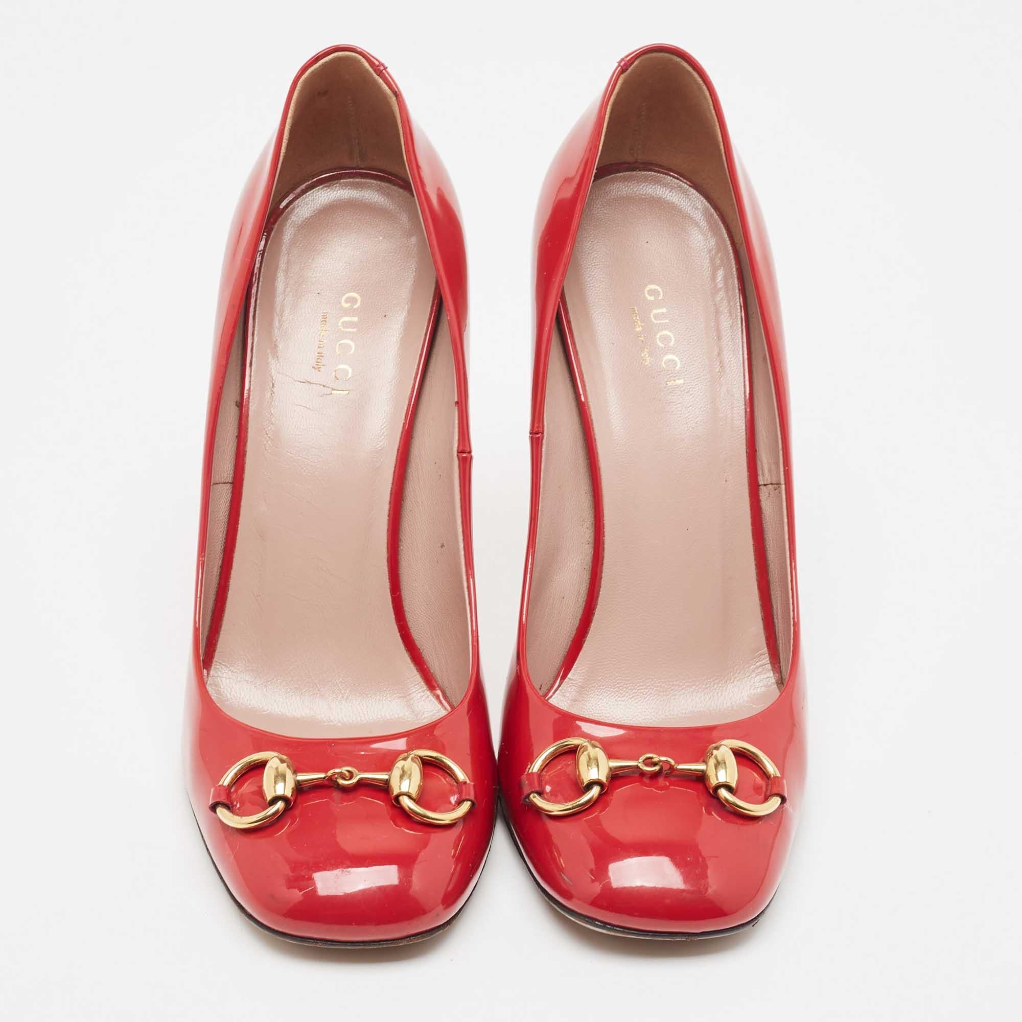 Gucci Red Patent Leather Jolene Horsebit Square Toe Pumps Size 37.5 In Good Condition In Dubai, Al Qouz 2