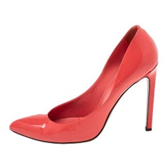 Gucci Red Patent Leather Pointed Toe Pumps Size 39