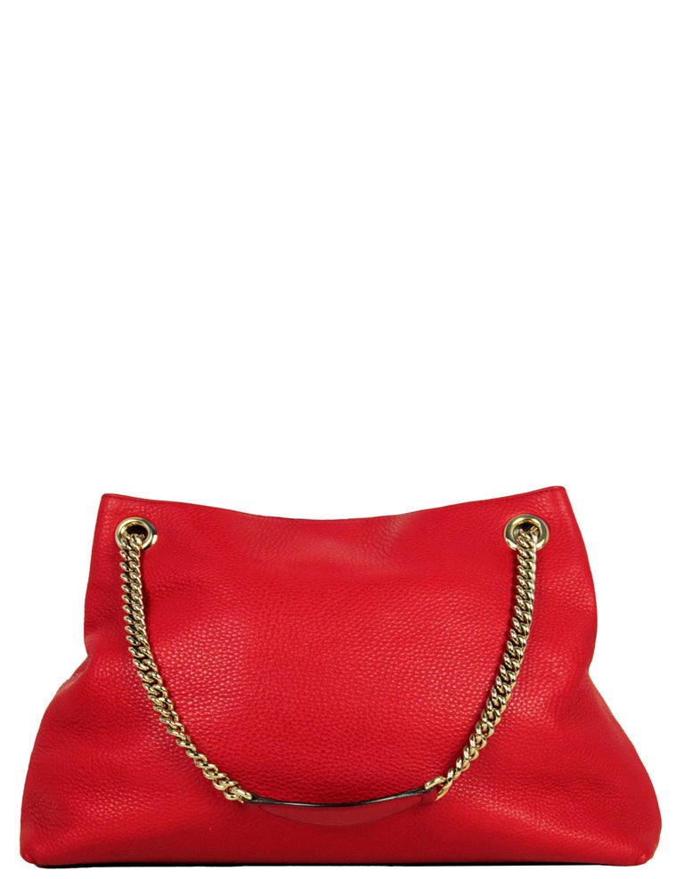 Gucci Red Pebbled Calfskin Leather GG Soho Chain Tote Bag In Excellent Condition For Sale In New York, NY