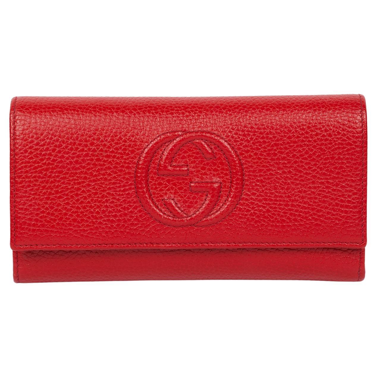 Gucci  Red Pebbled Calfskin Leather GG Soho Long Wallet For Sale