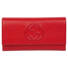 Gucci  Portefeuille long GG Soho en cuir de veau grainé rouge
