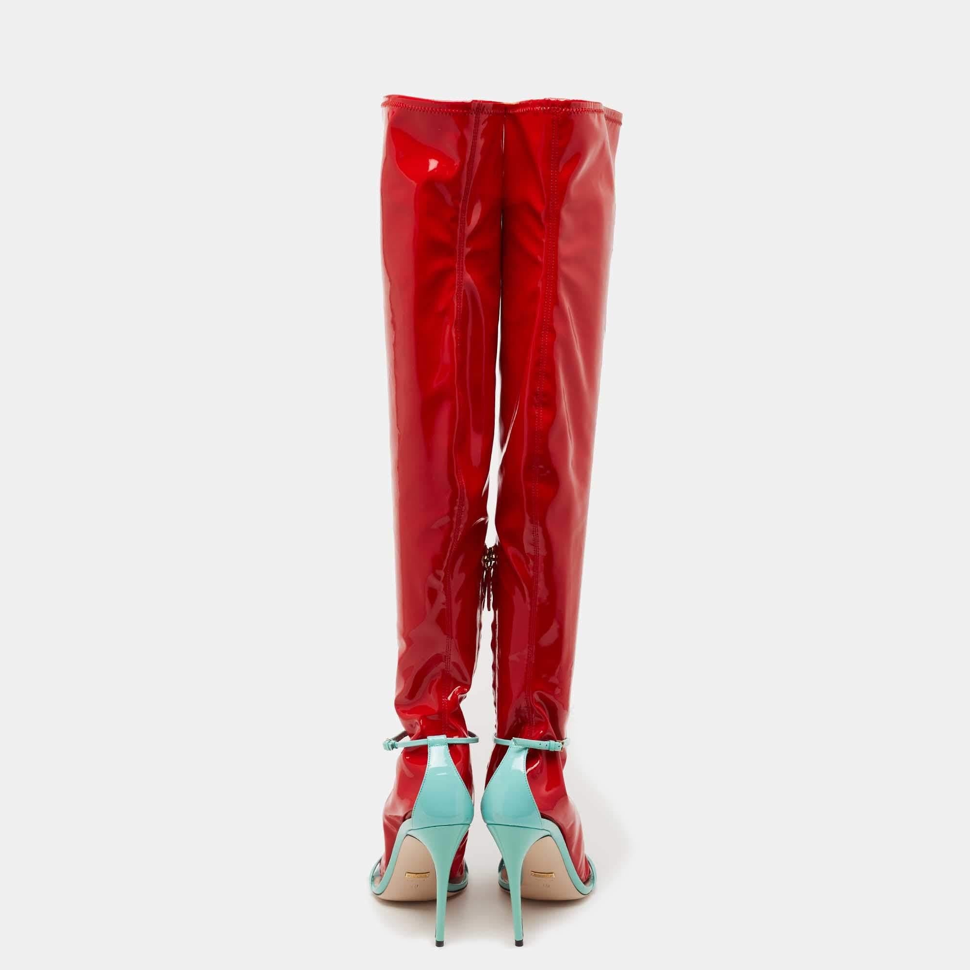 Gucci Red PVC and Patent Knee High Latex Socks Sandals Size 40 In New Condition In Dubai, Al Qouz 2