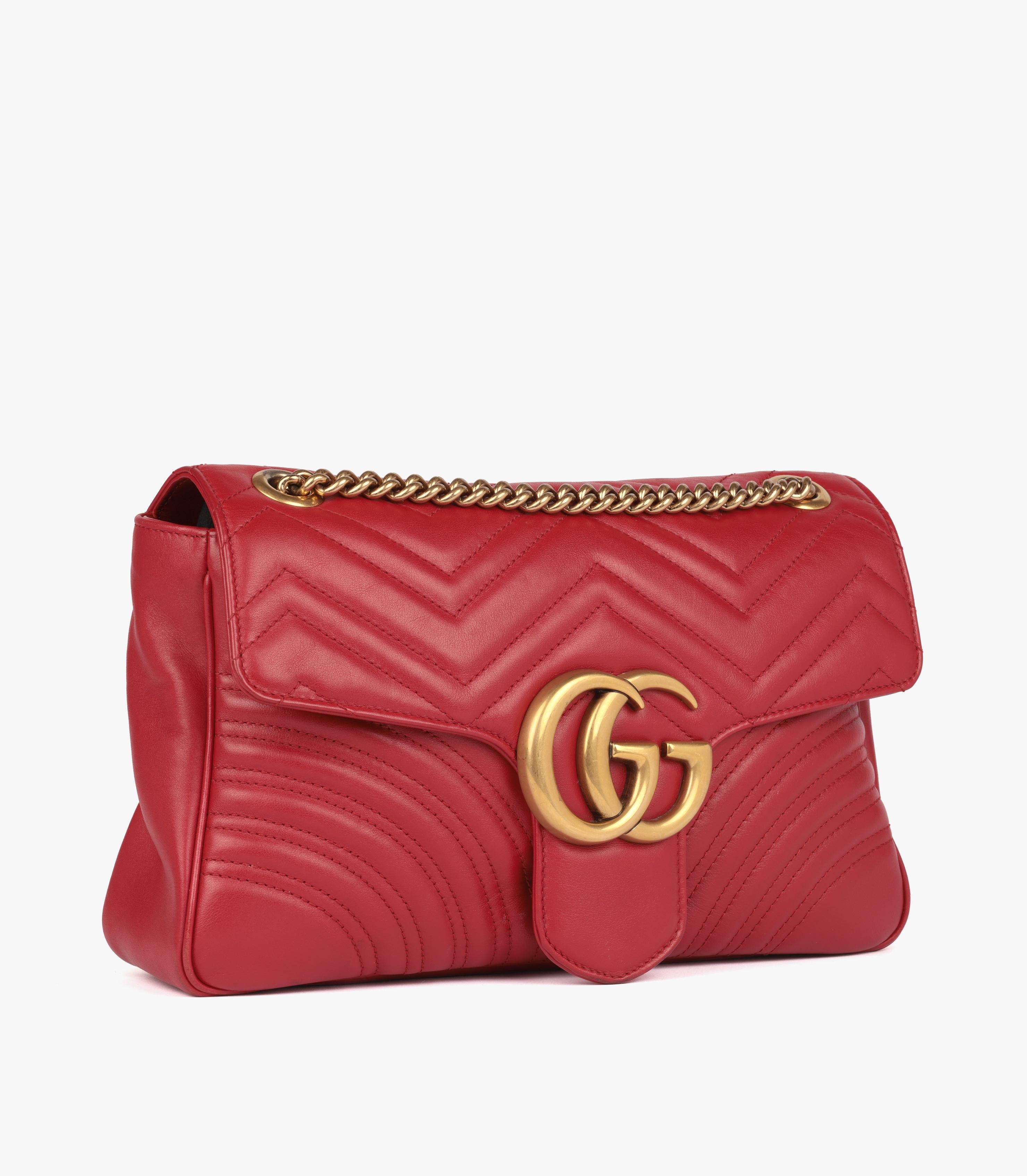 Gucci Rouge Cuir de veau matelassé Moyen GG Marmont Bon état - En vente à Bishop's Stortford, Hertfordshire