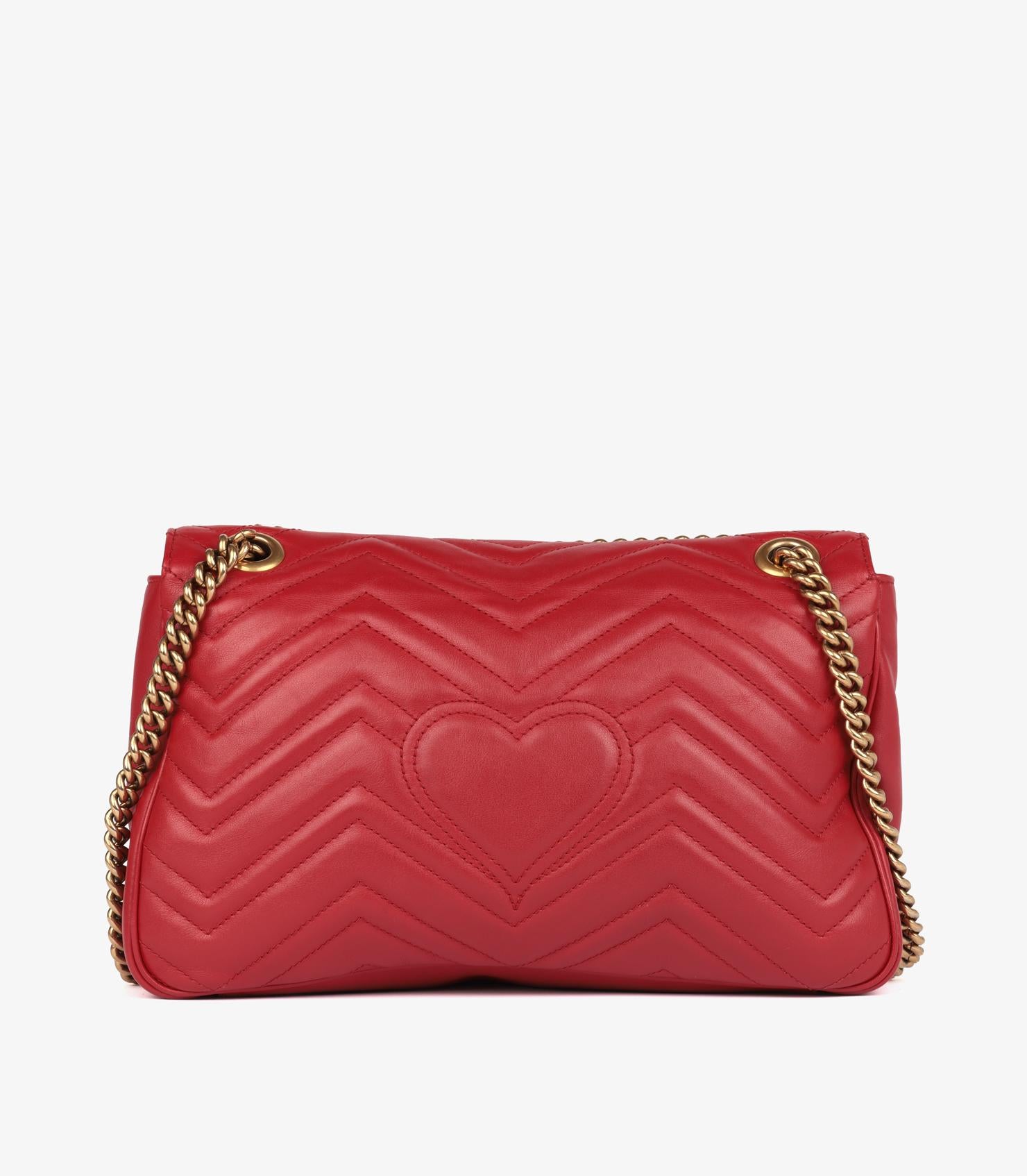 Gucci Rouge Cuir de veau matelassé Moyen GG Marmont en vente 1